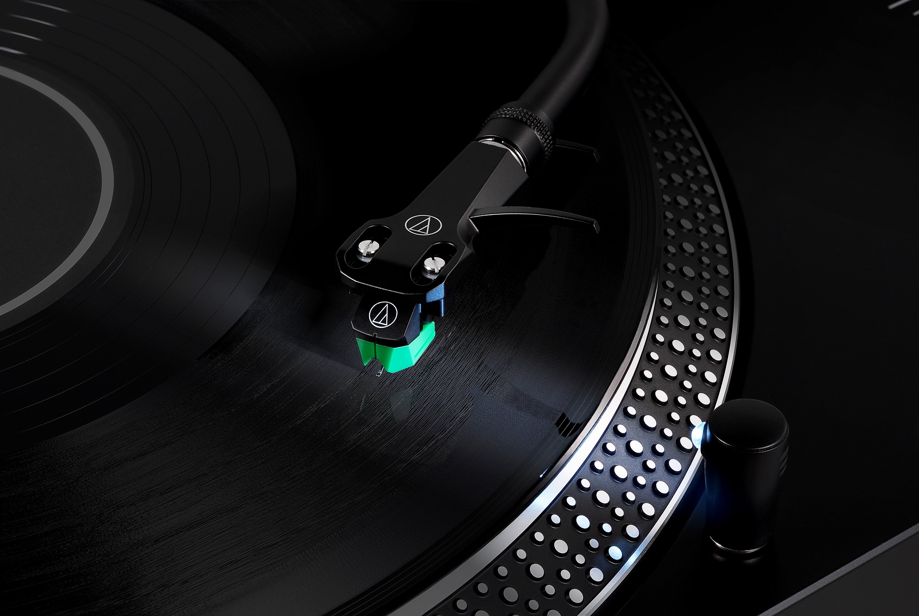 AT-LP120XBT-USB-BK Direct-Drive Turntable w/Bluetooth