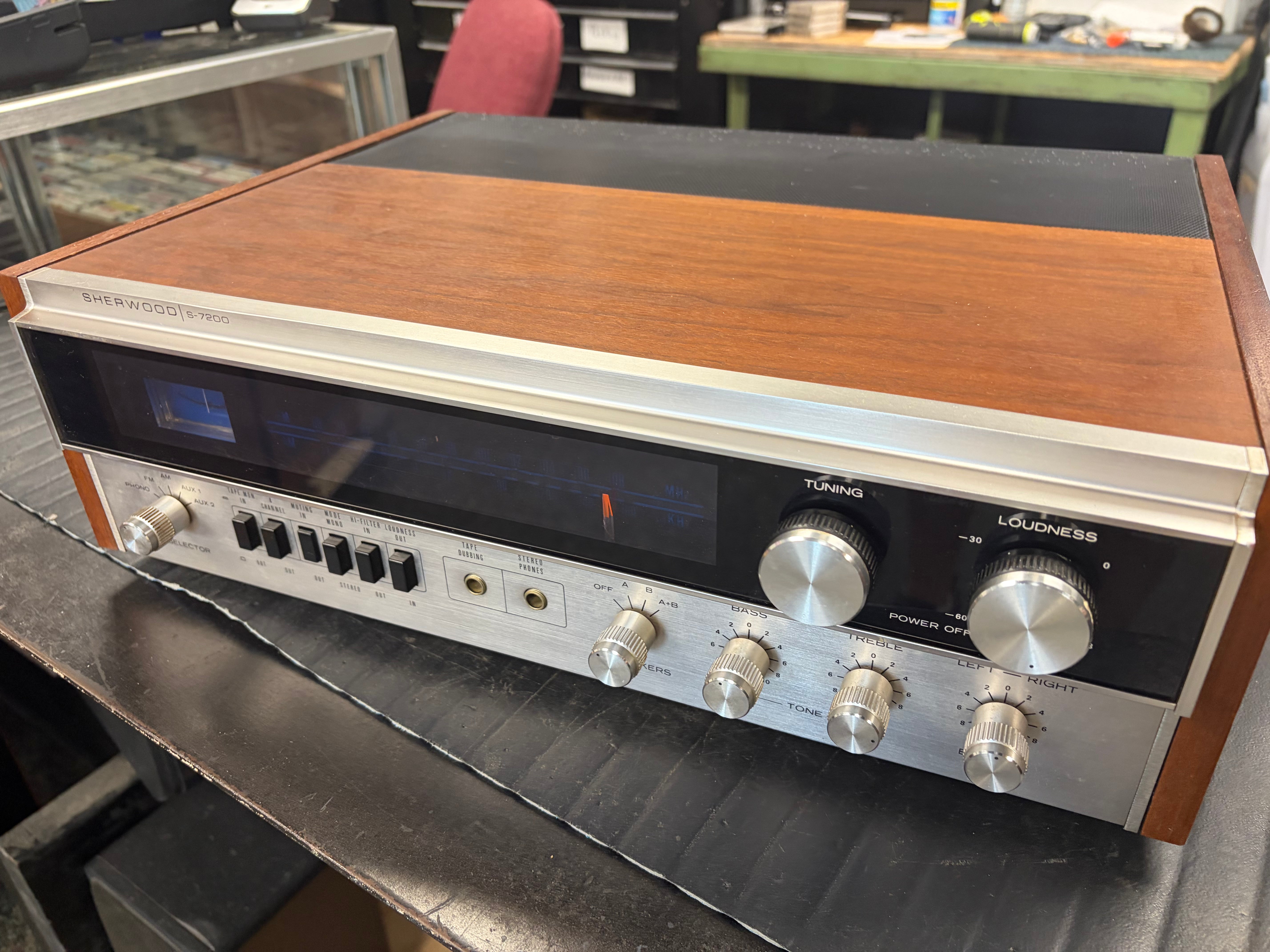 Sherwood S-7200 AM/FM Receiver