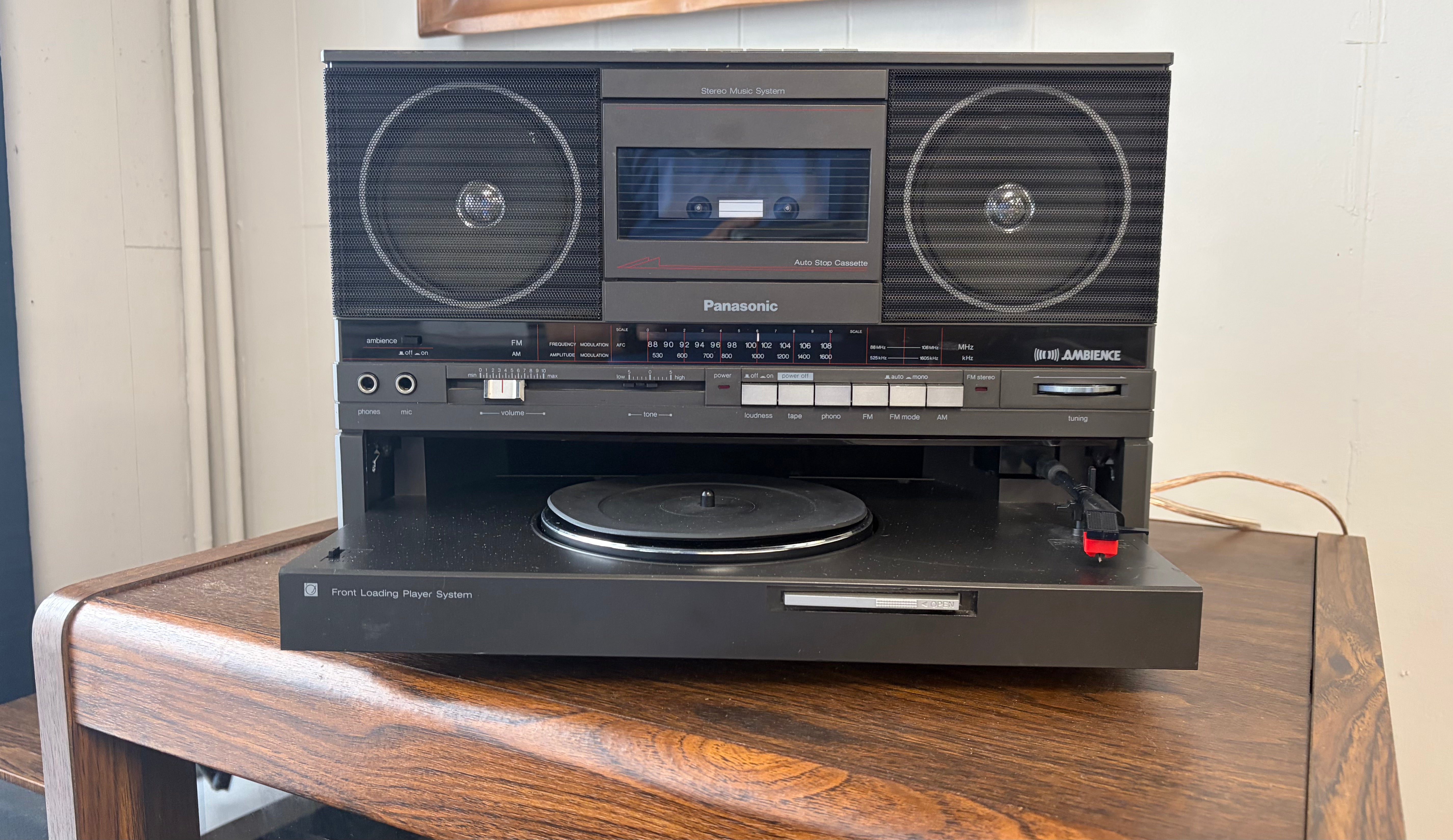 Panasonic SG-J555 Boombox/Turntable