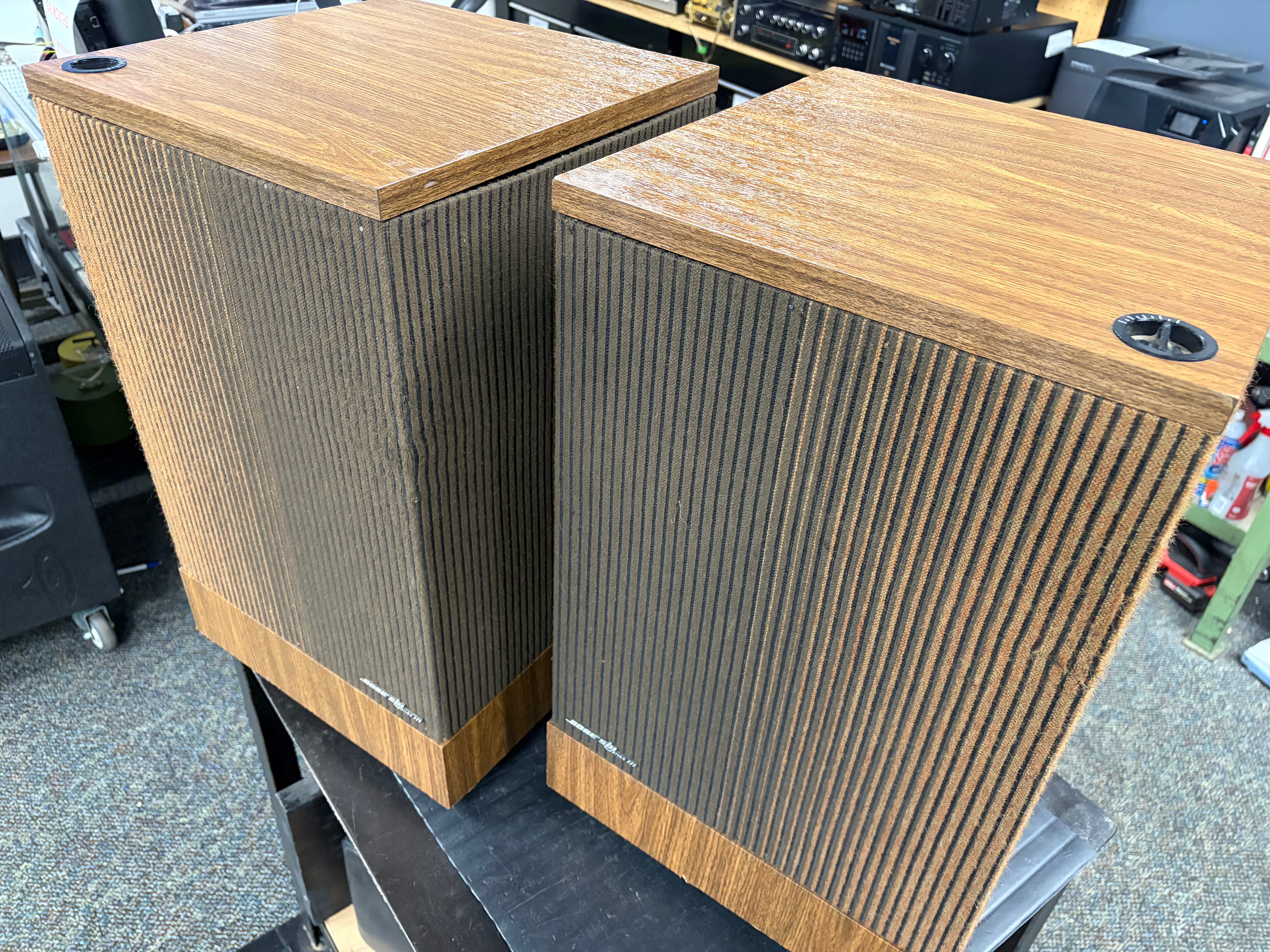 Bose 501 Series III Direct Reflecting Speakers