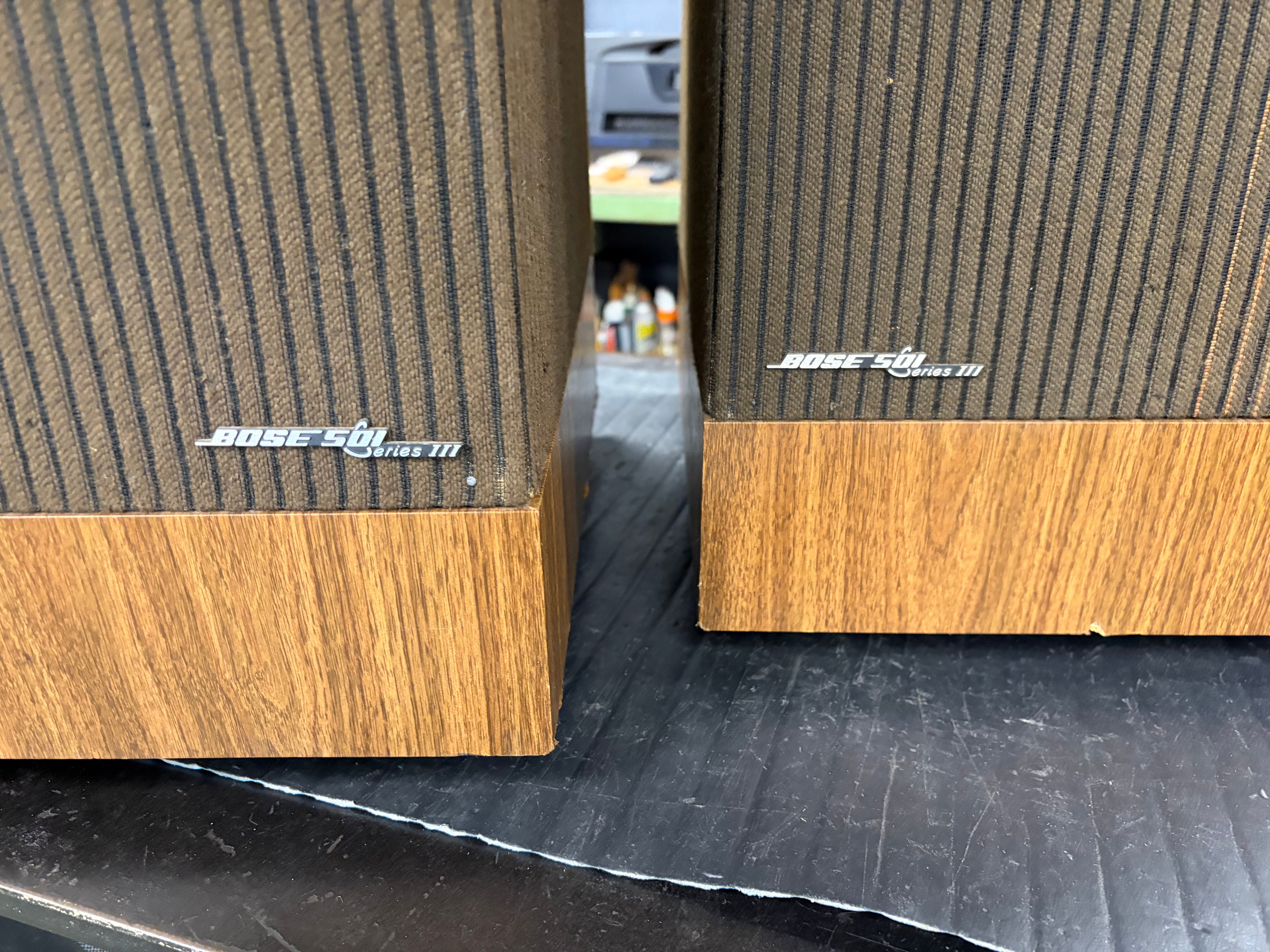 Bose 501 Series III Direct Reflecting Speakers