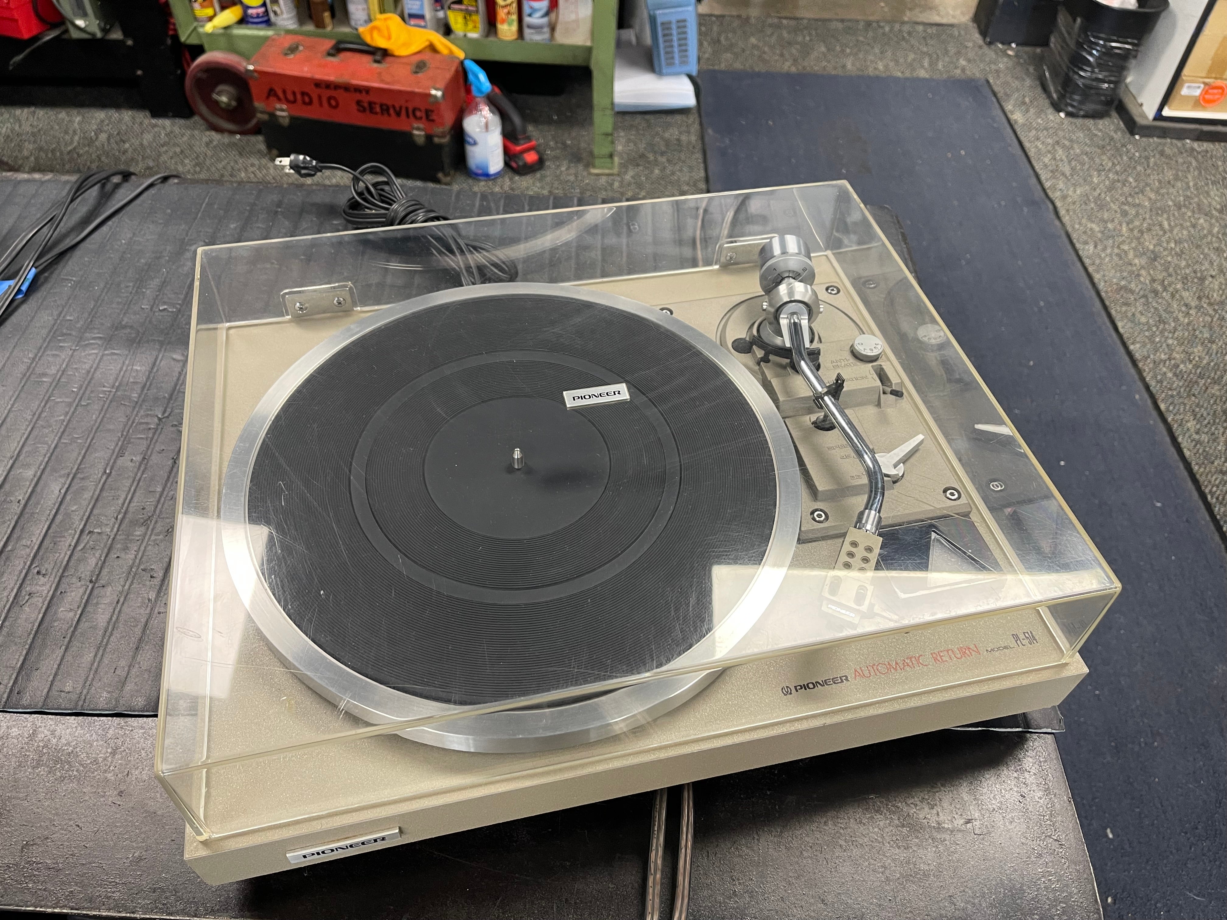 Pioneer PL-514 Turntable
