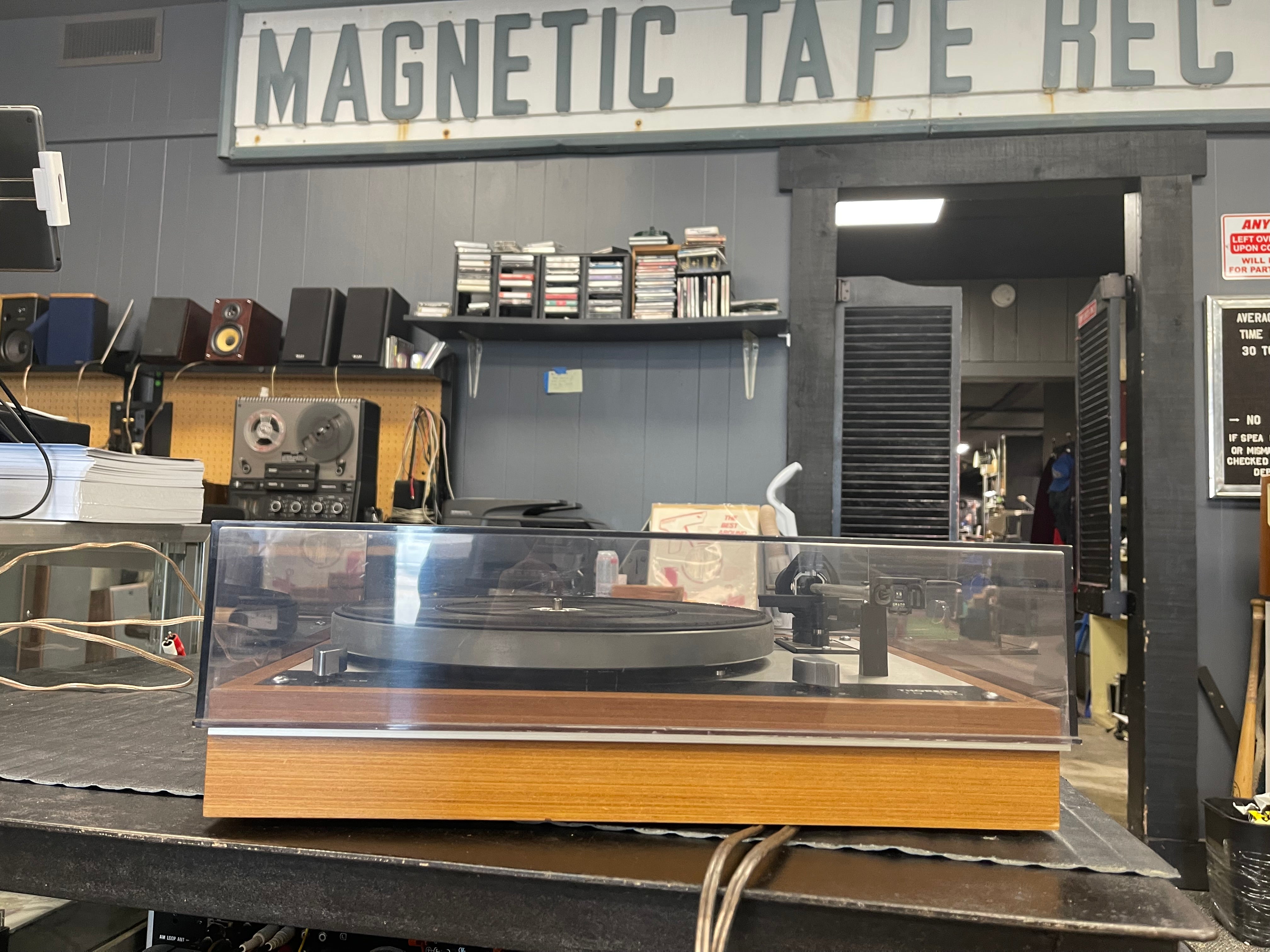 Thorens TD-160 Turntable