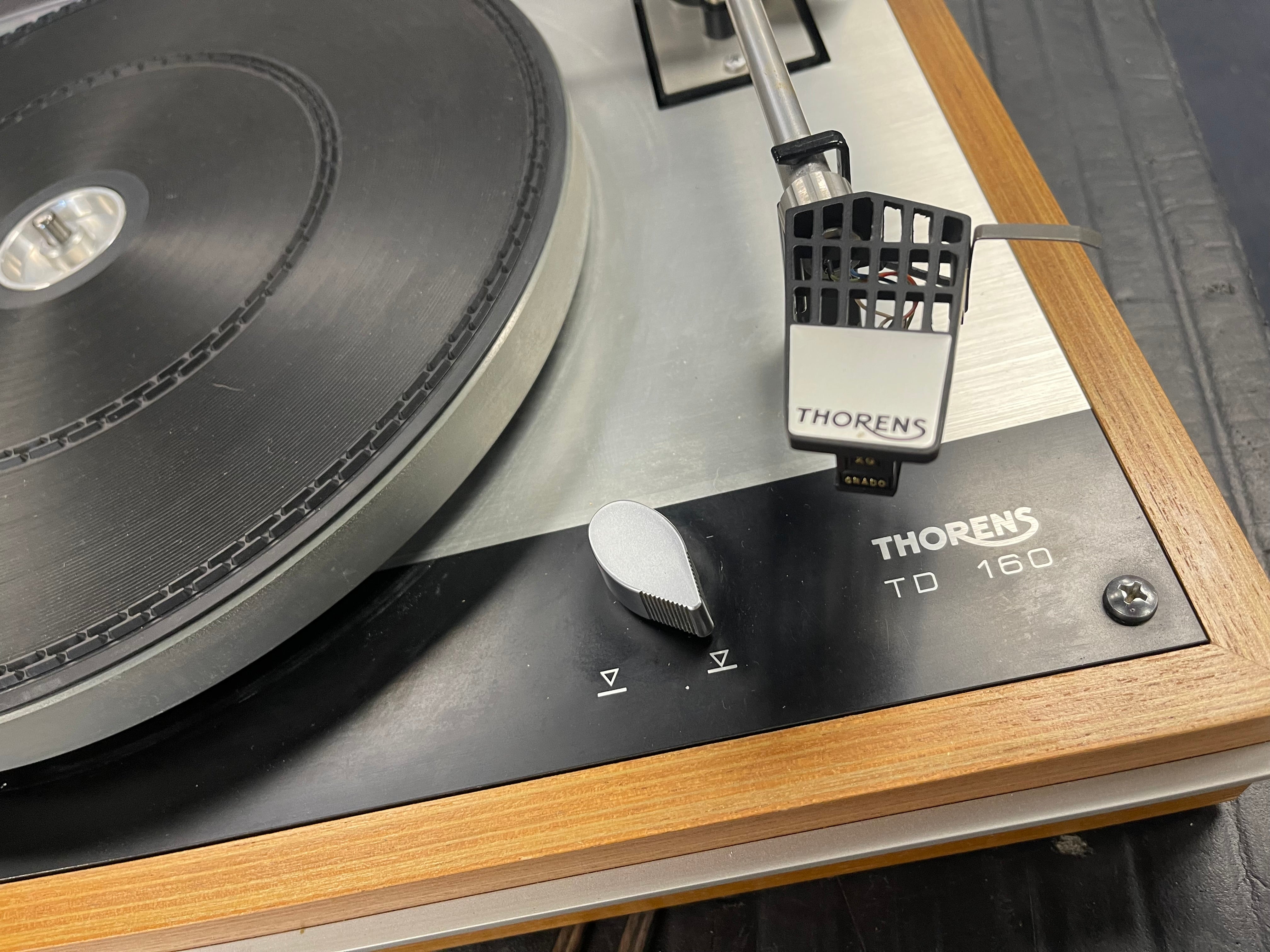Thorens TD-160 Turntable