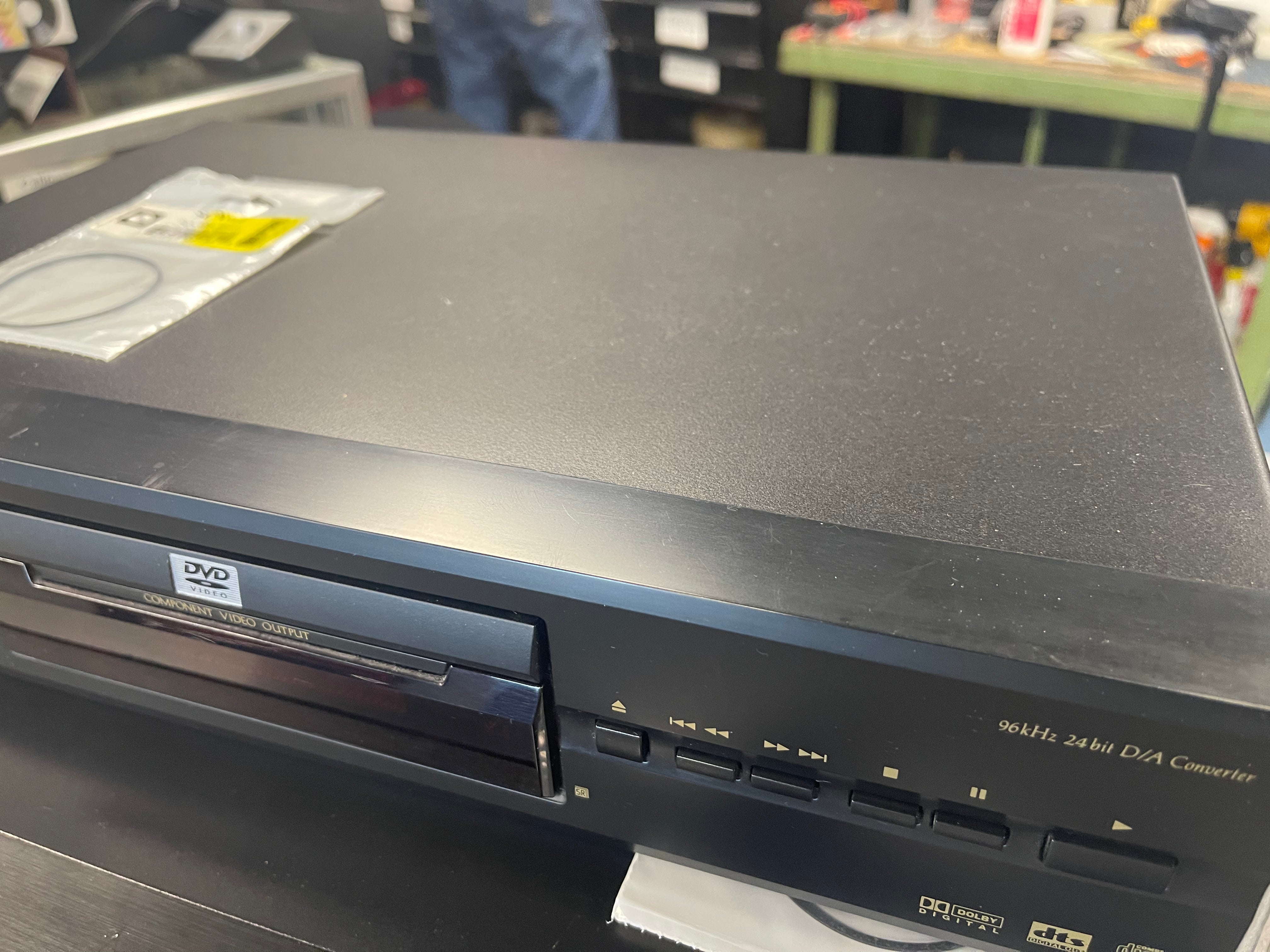 Pioneer DV-343 CD/DVD Player