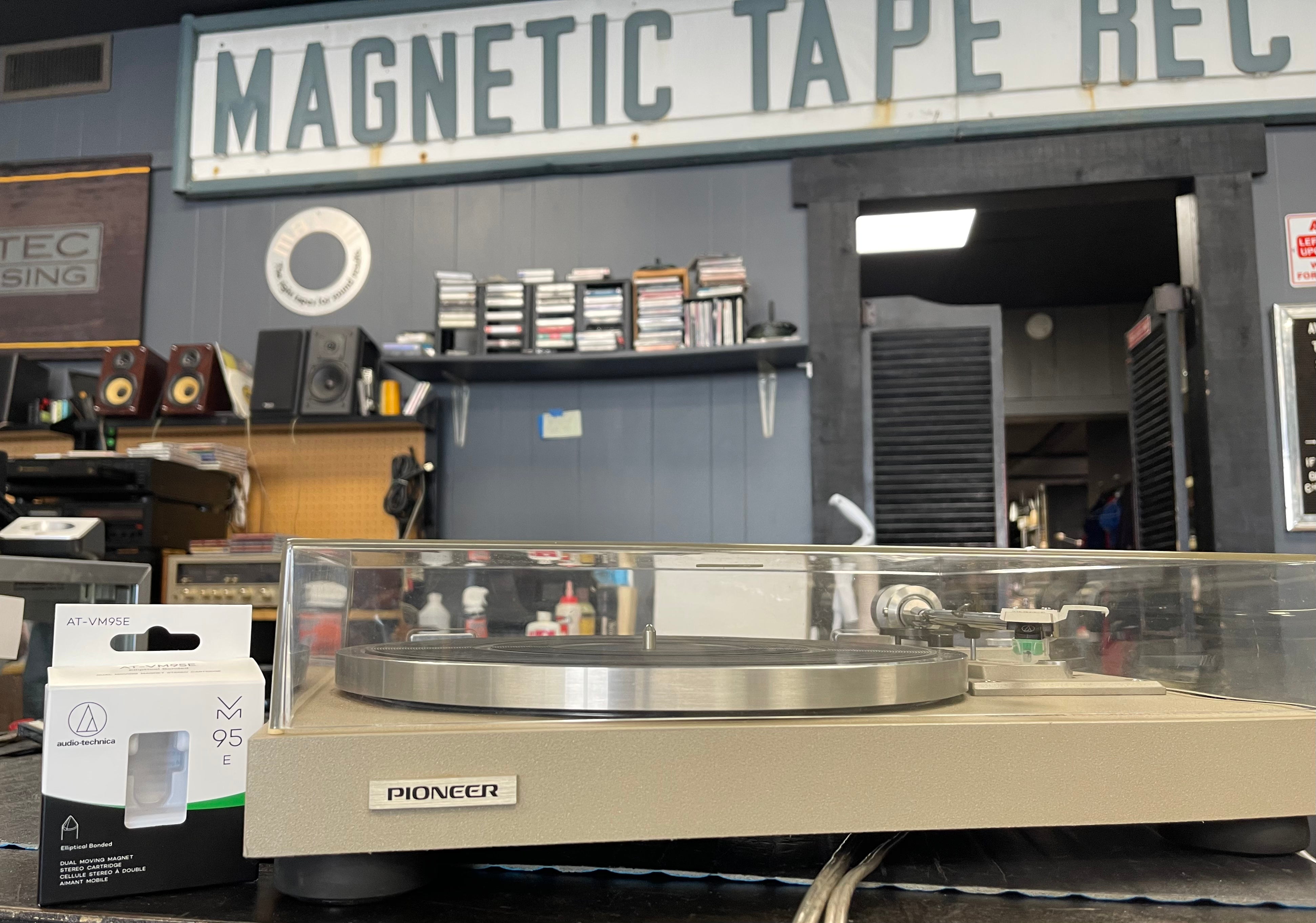 Pioneer PL-514 Turntable