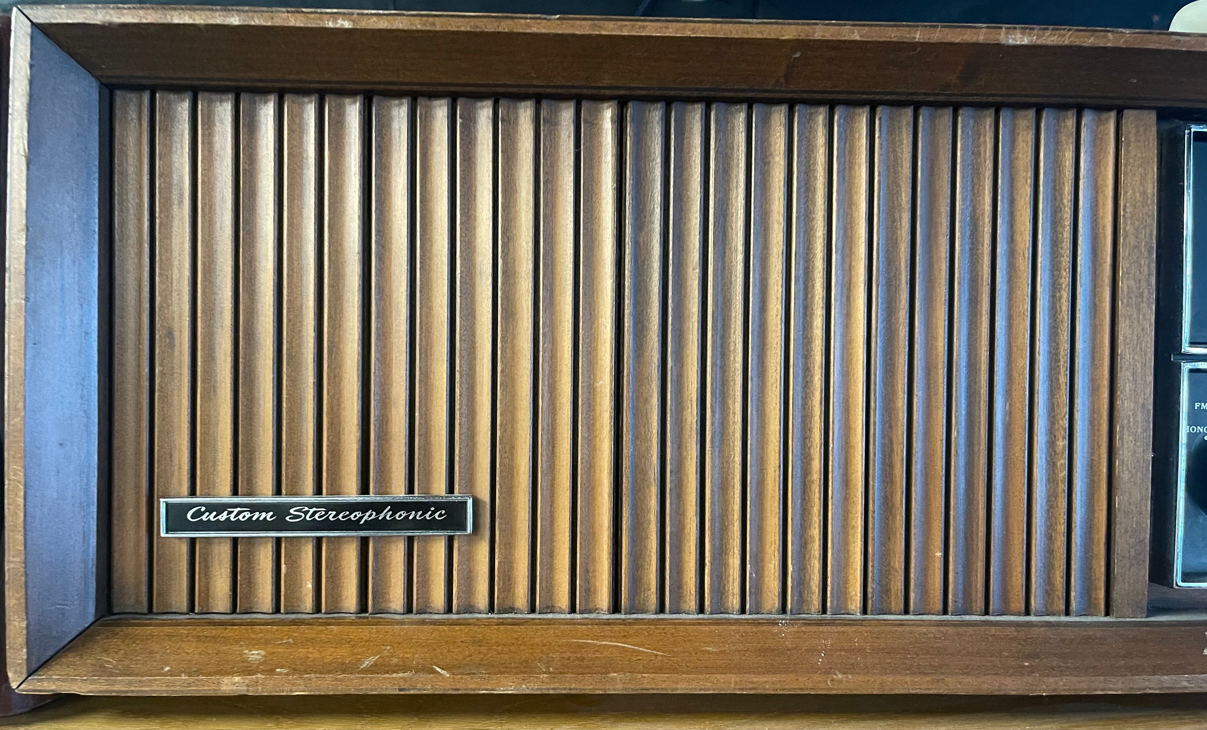Sears Custom Stereophonic Tube Receiver