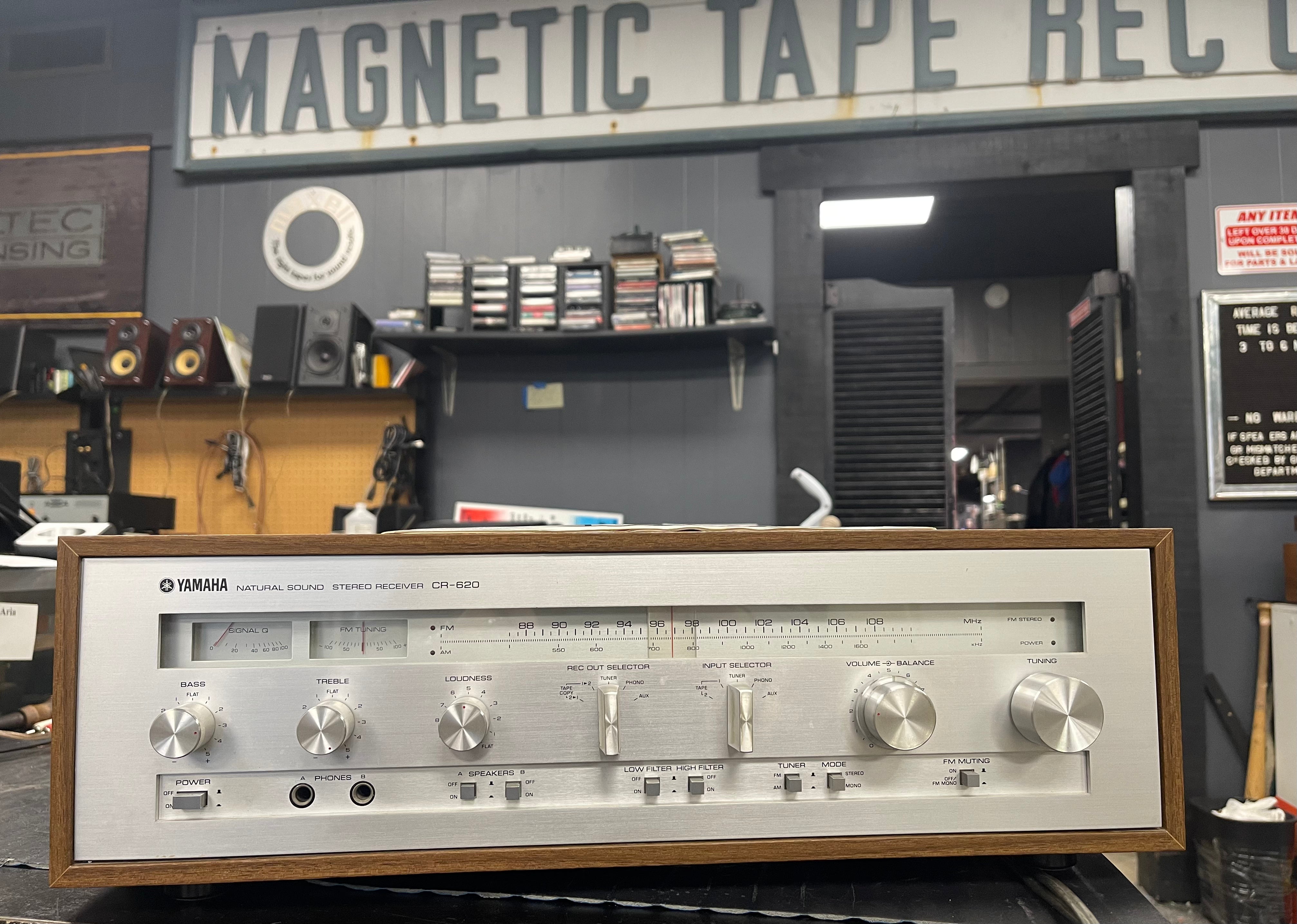 Yamaha CR620 Stereo Receiver