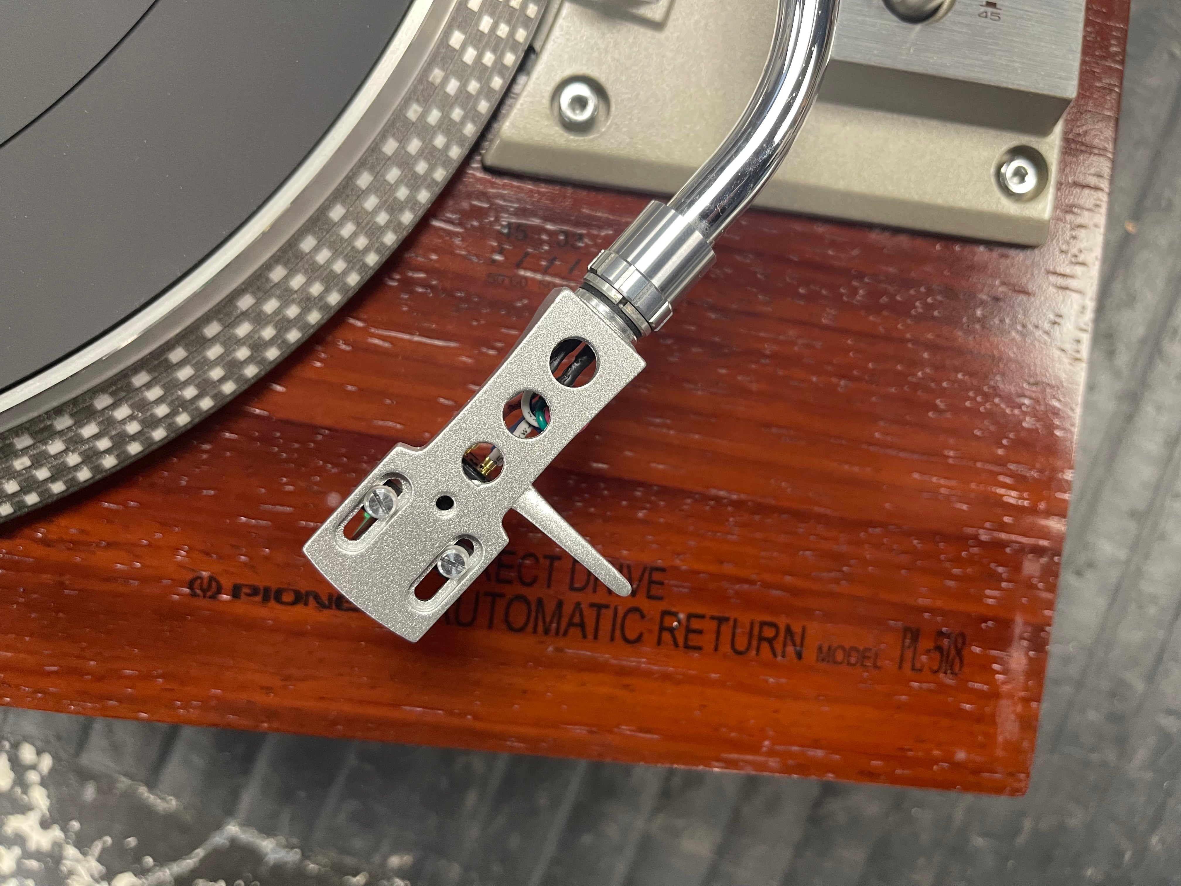 Pioneer PL-518 Turntable With Wood Plinth