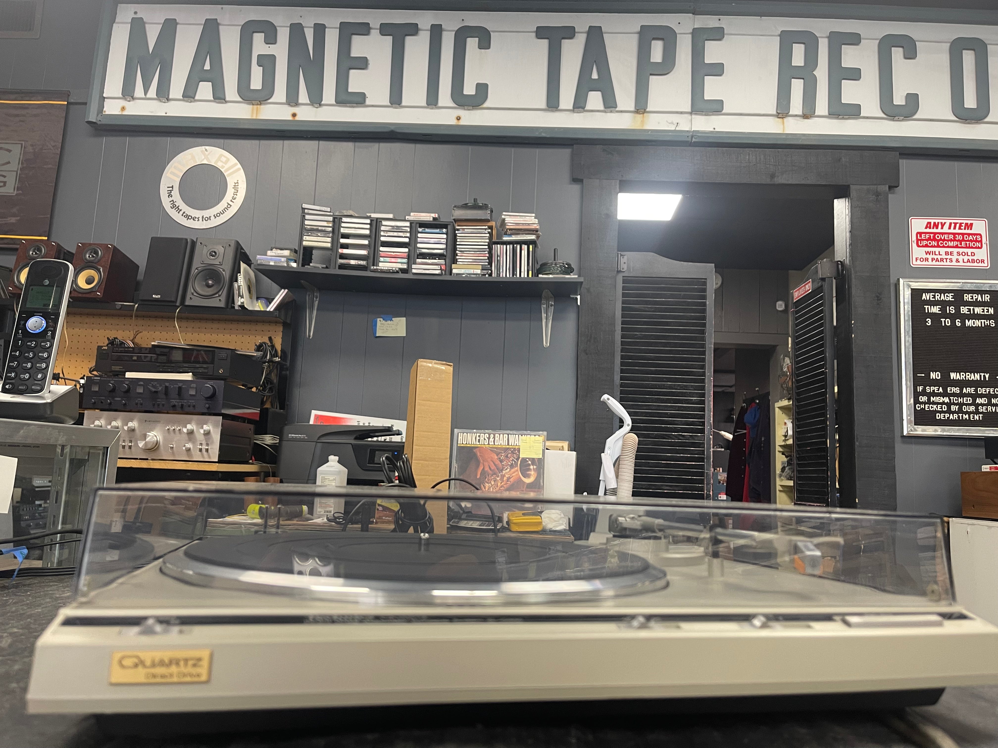 Technics SL-Q300 Turntable