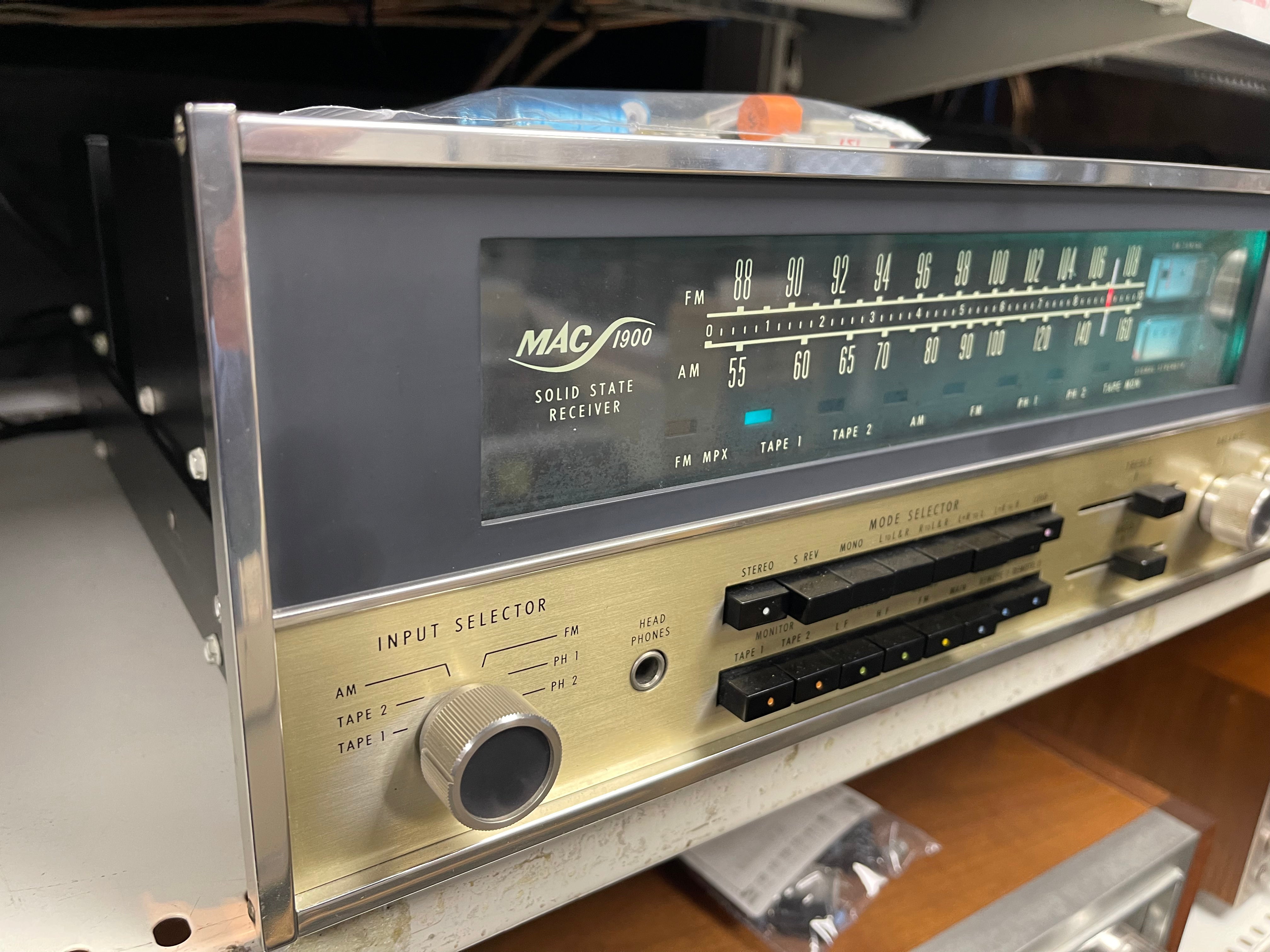 McIntosh MAC 1900 Solid State Receiver