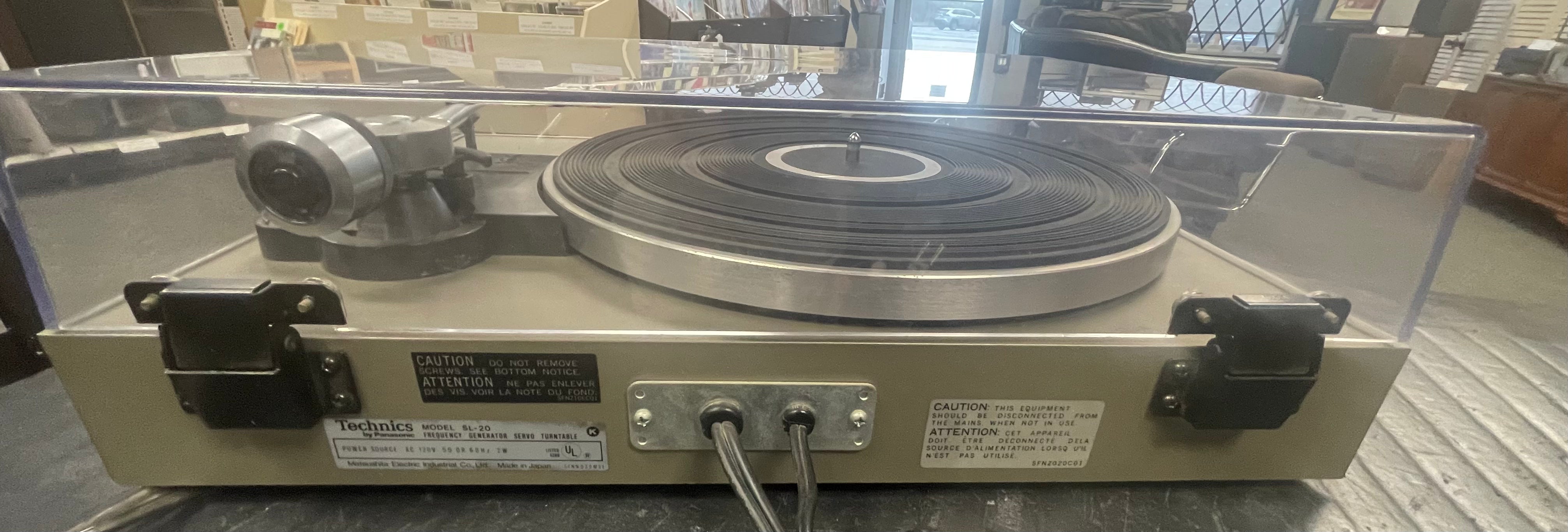 Technics SL-20 Belt Drive Manual Turntable