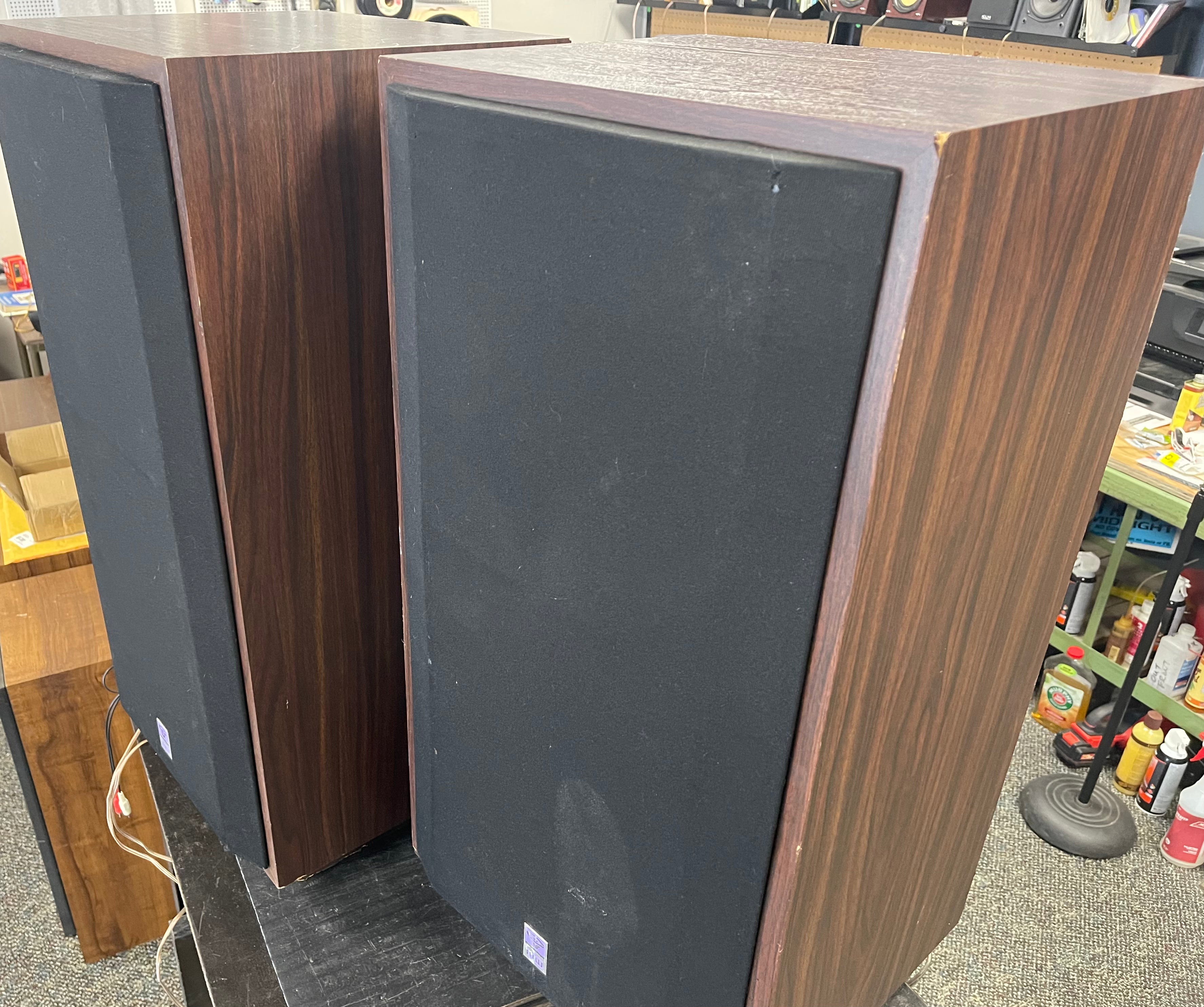 Cerwin Vega! VS-120 Series Speakers