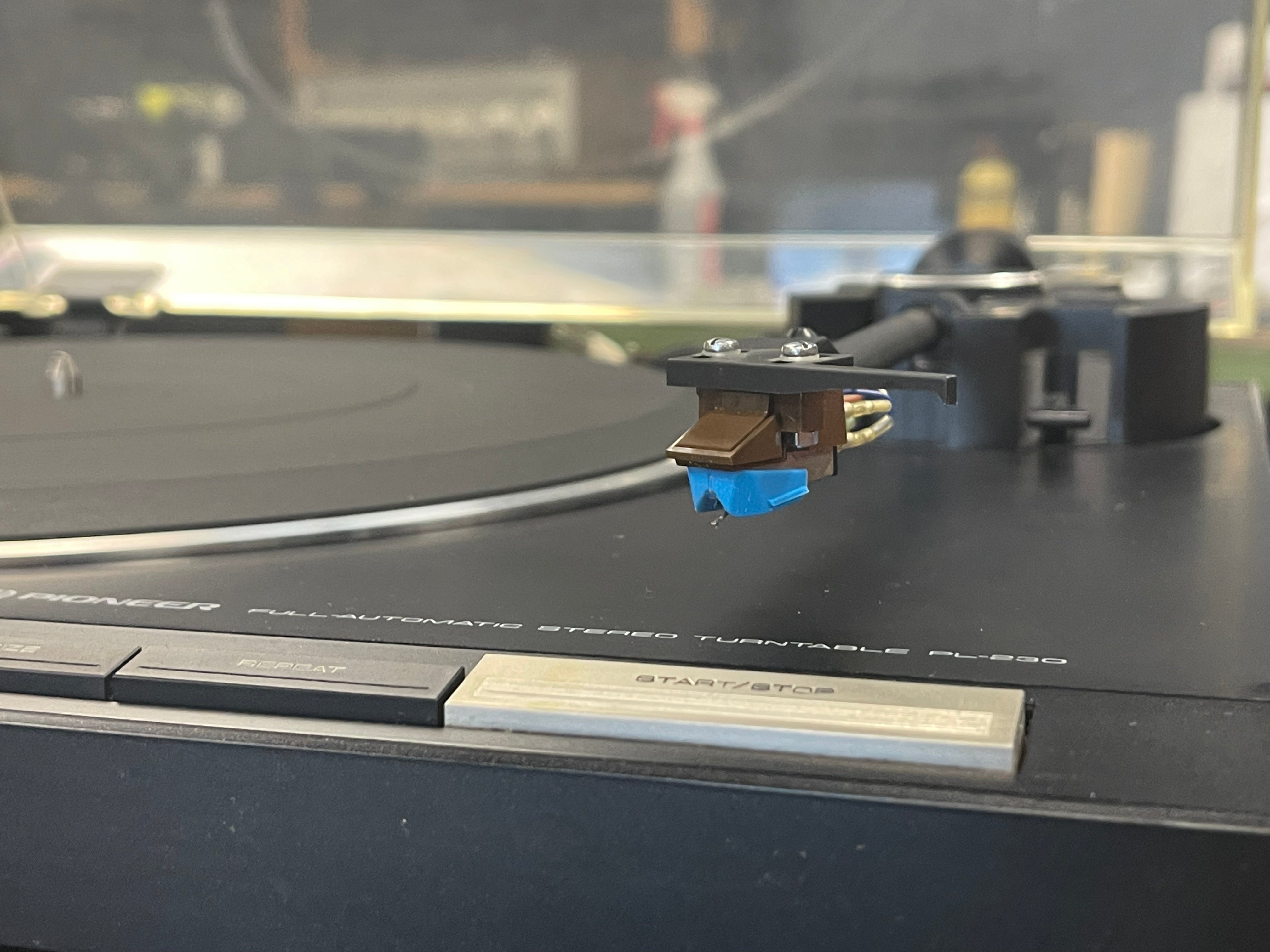 Pioneer PL-230 Belt Drive Semi-Automatic Turntable