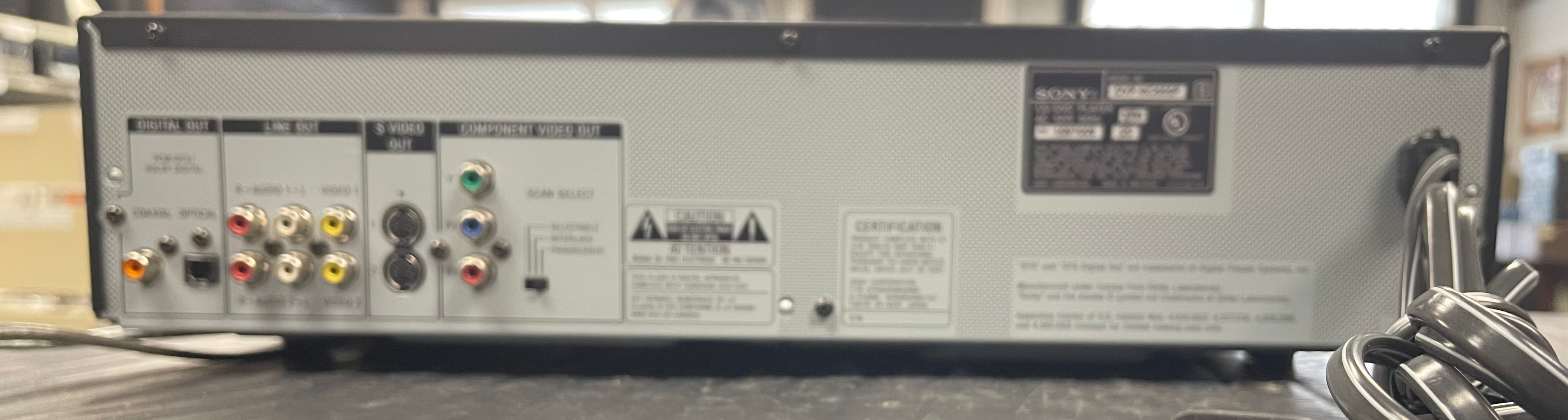 Sony DVP-NC655P 5 Disc CD/DVD Carousel Player