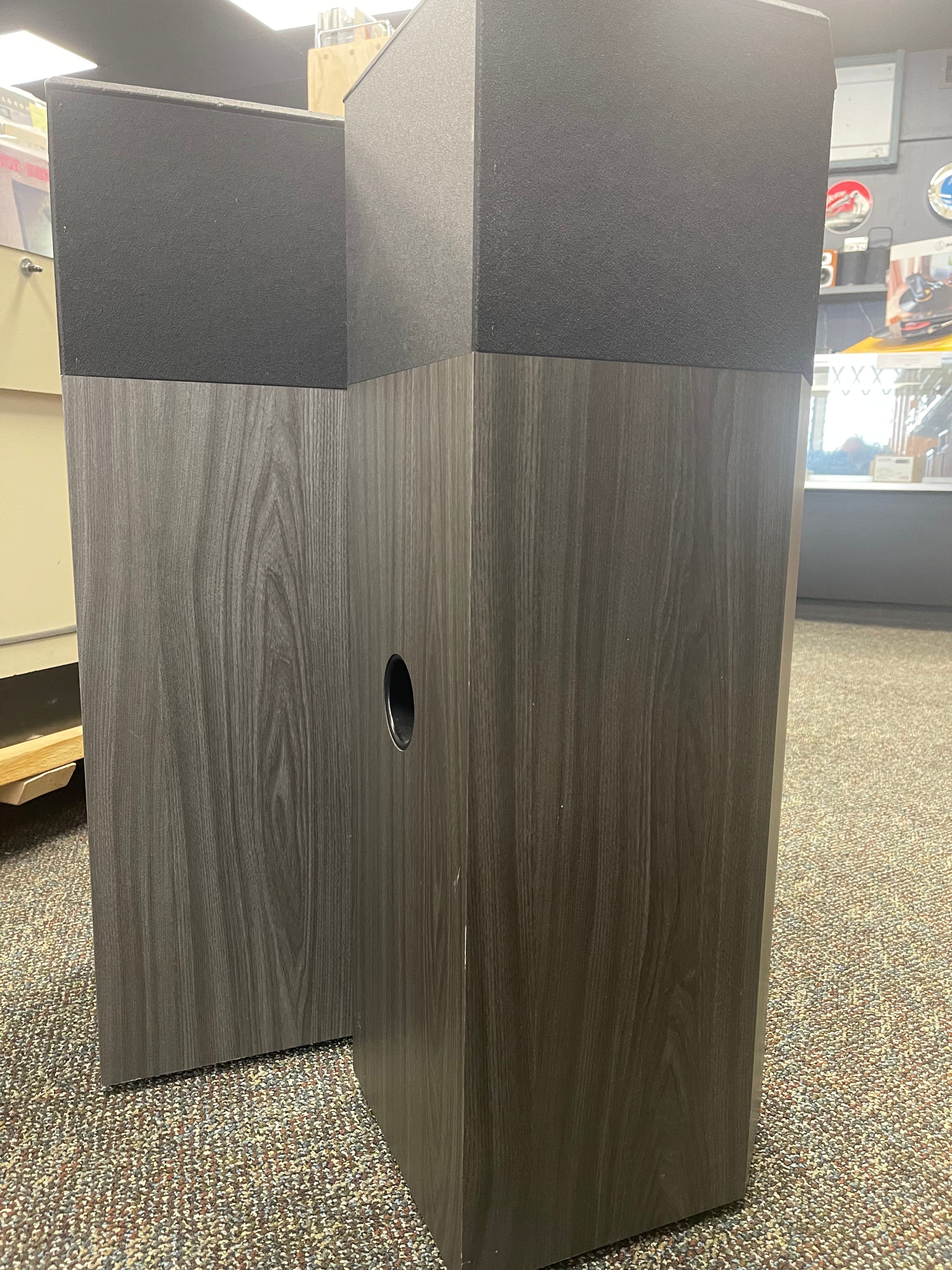 BOSE 701 Loudspeaker