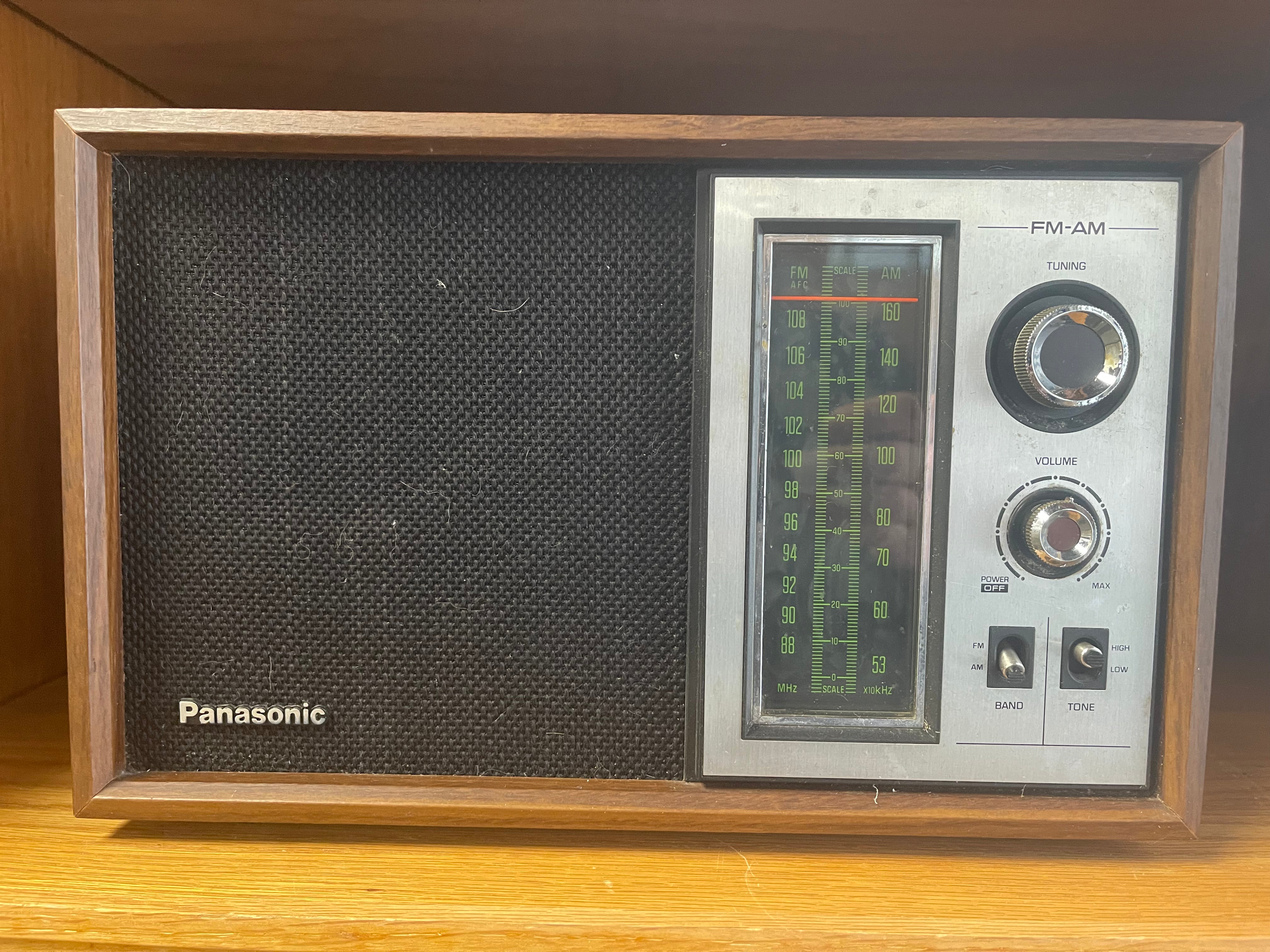 Panasonic RE 6286 Tabletop Radio