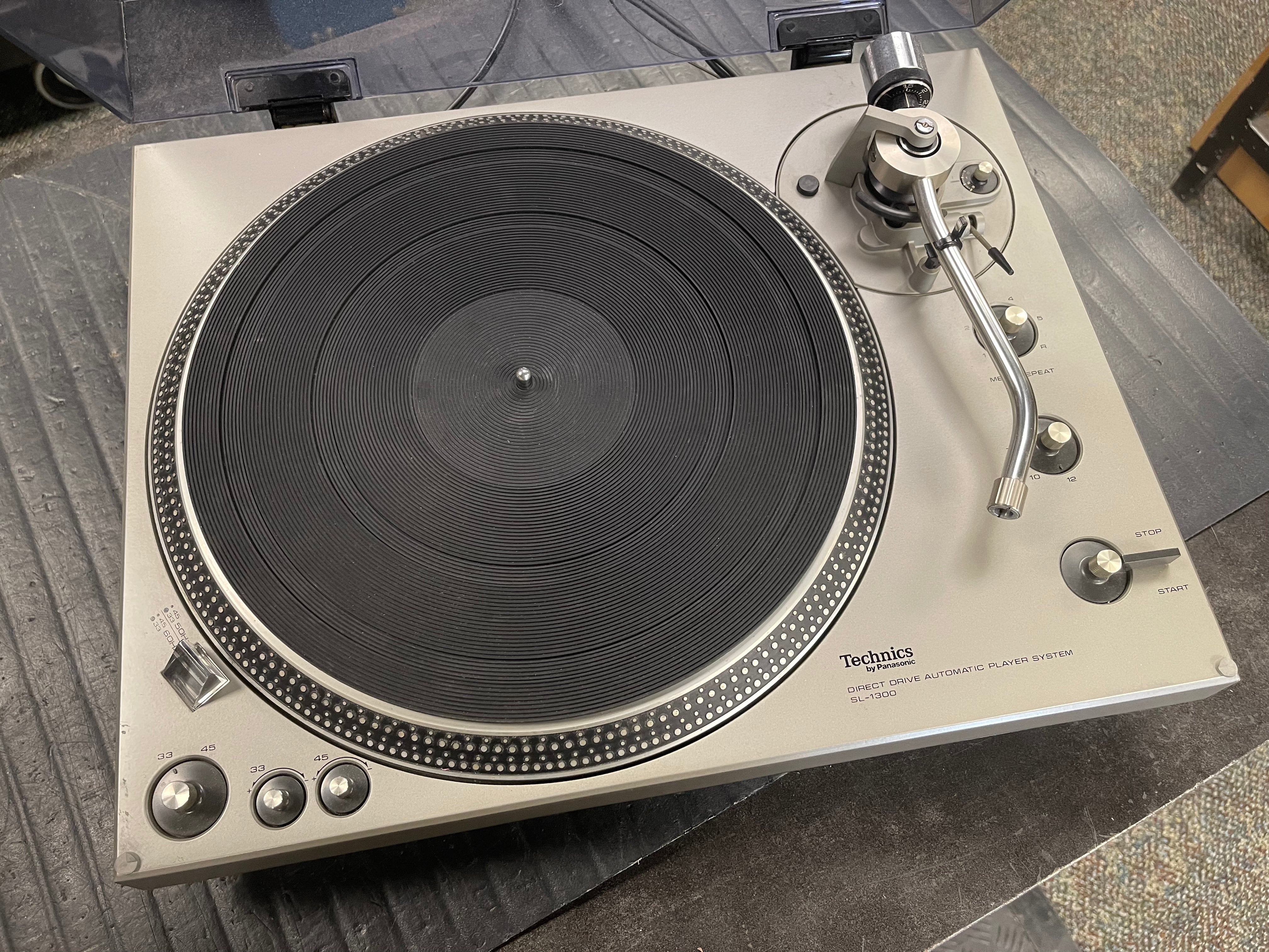 Technics SL-1300 Direct Drive Turntable
