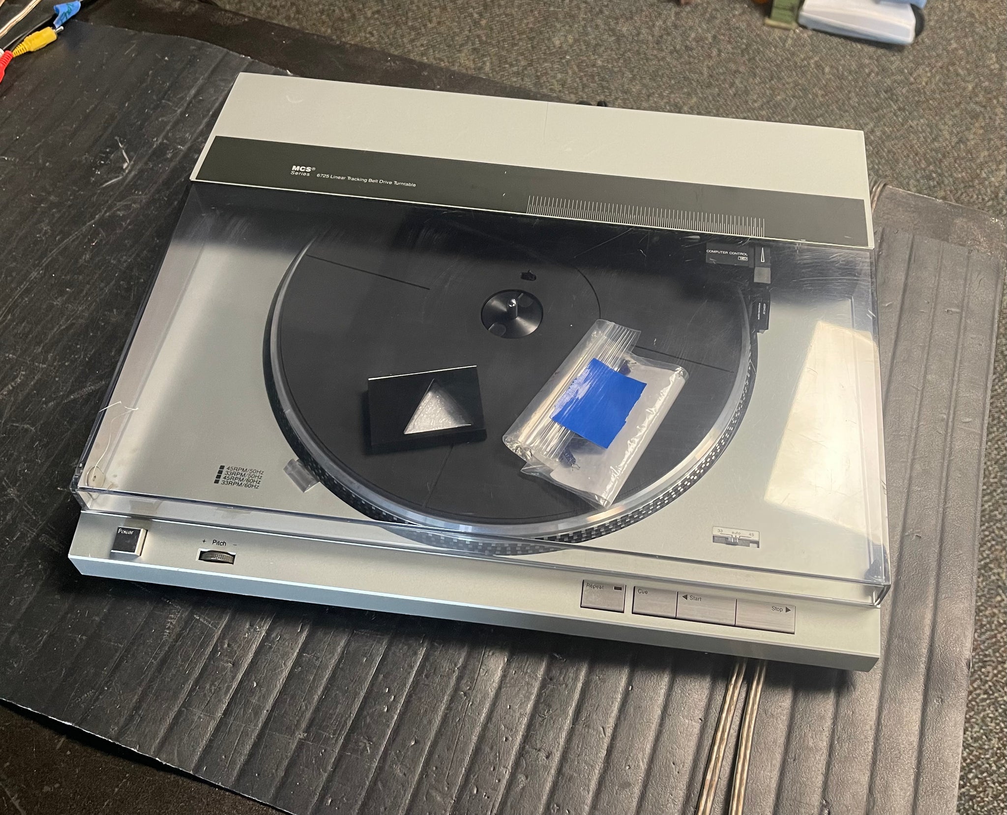 【中古】 Inch By Inch Body Music ストライカーズ MCS (Modular Component Systems) 6725 Linear Tracking Turntable