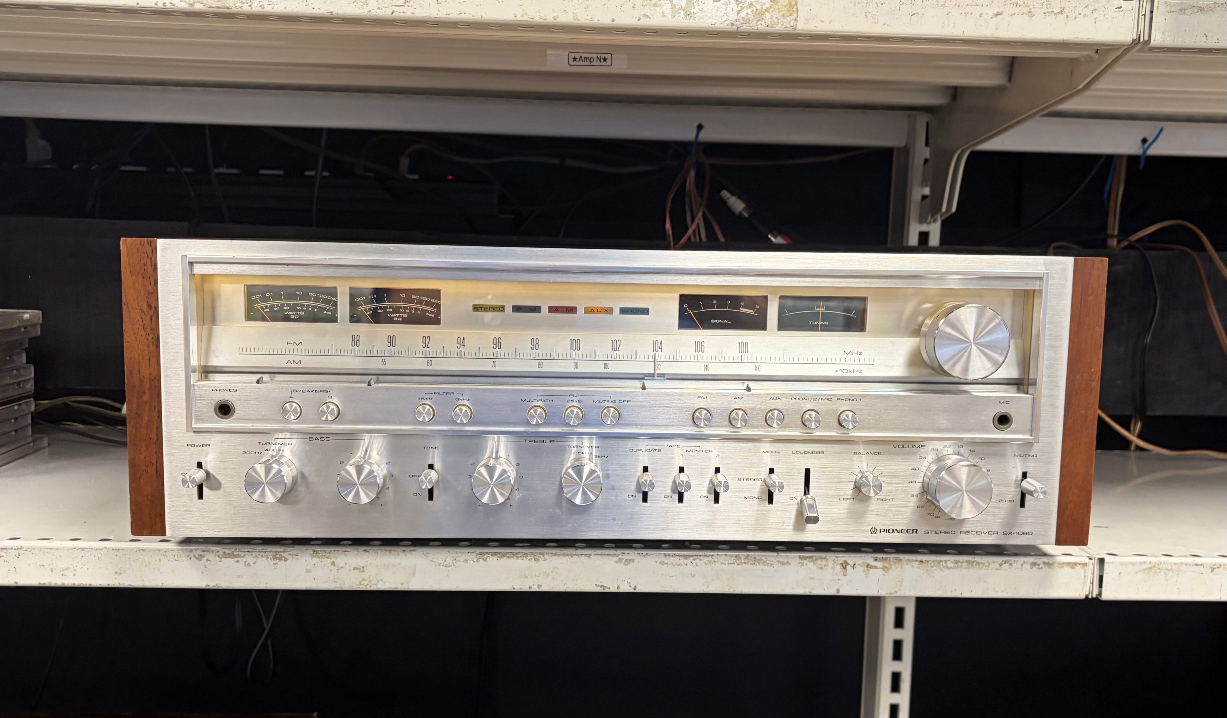 Pioneer SX-1080 AM/FM Stereo Receiver