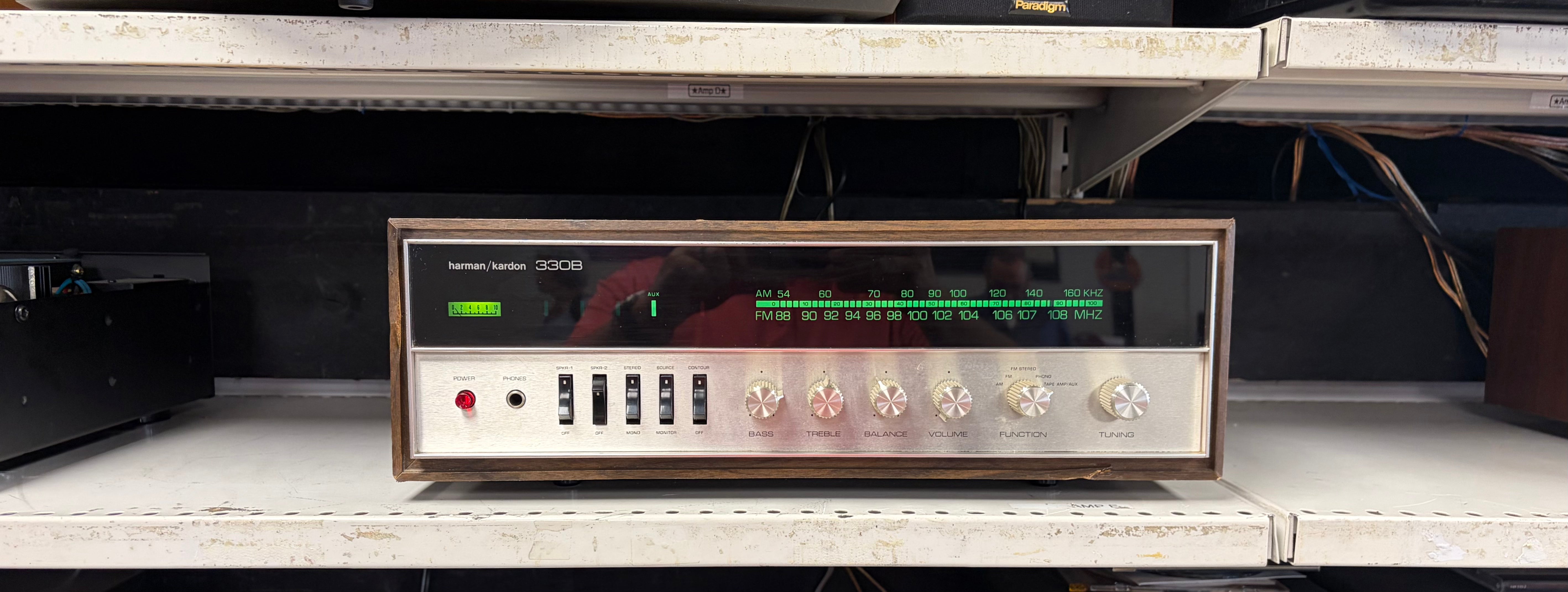 Harman Kardon 330B AM/FM/ Stereo Receiver