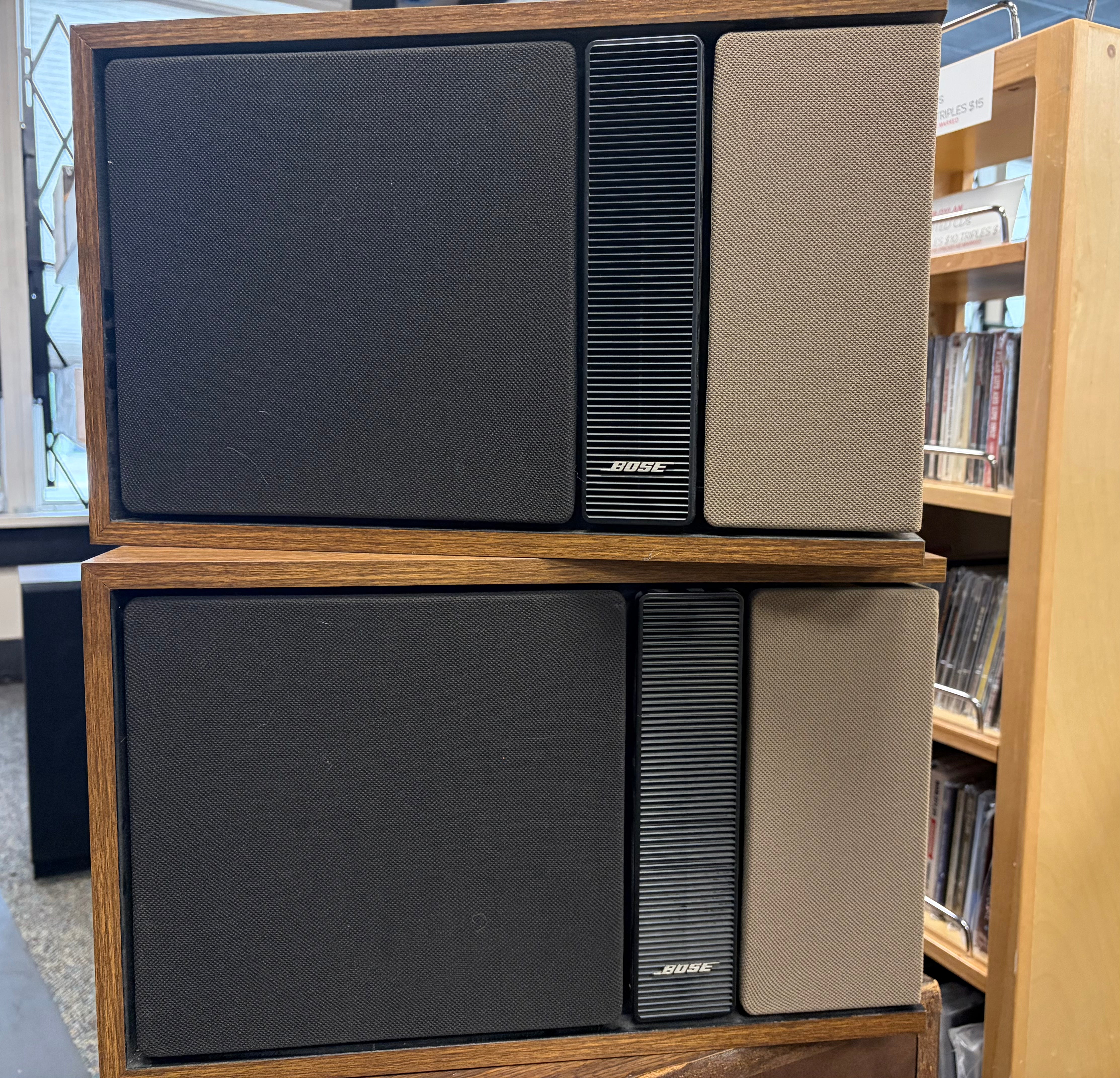 Bose 301 Series II Speakers