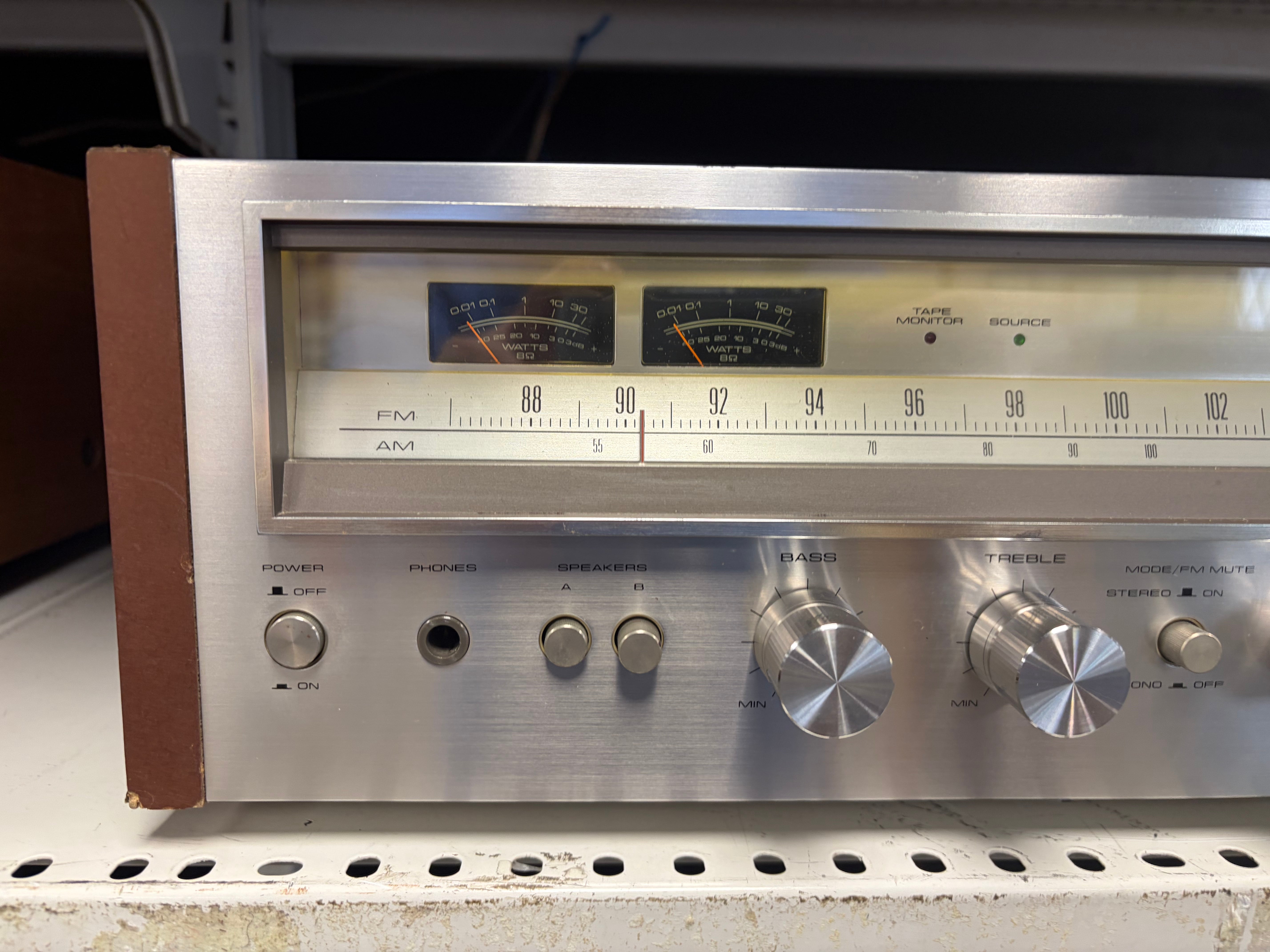 Pioneer SX-680 AM/FM Stereo Receiver