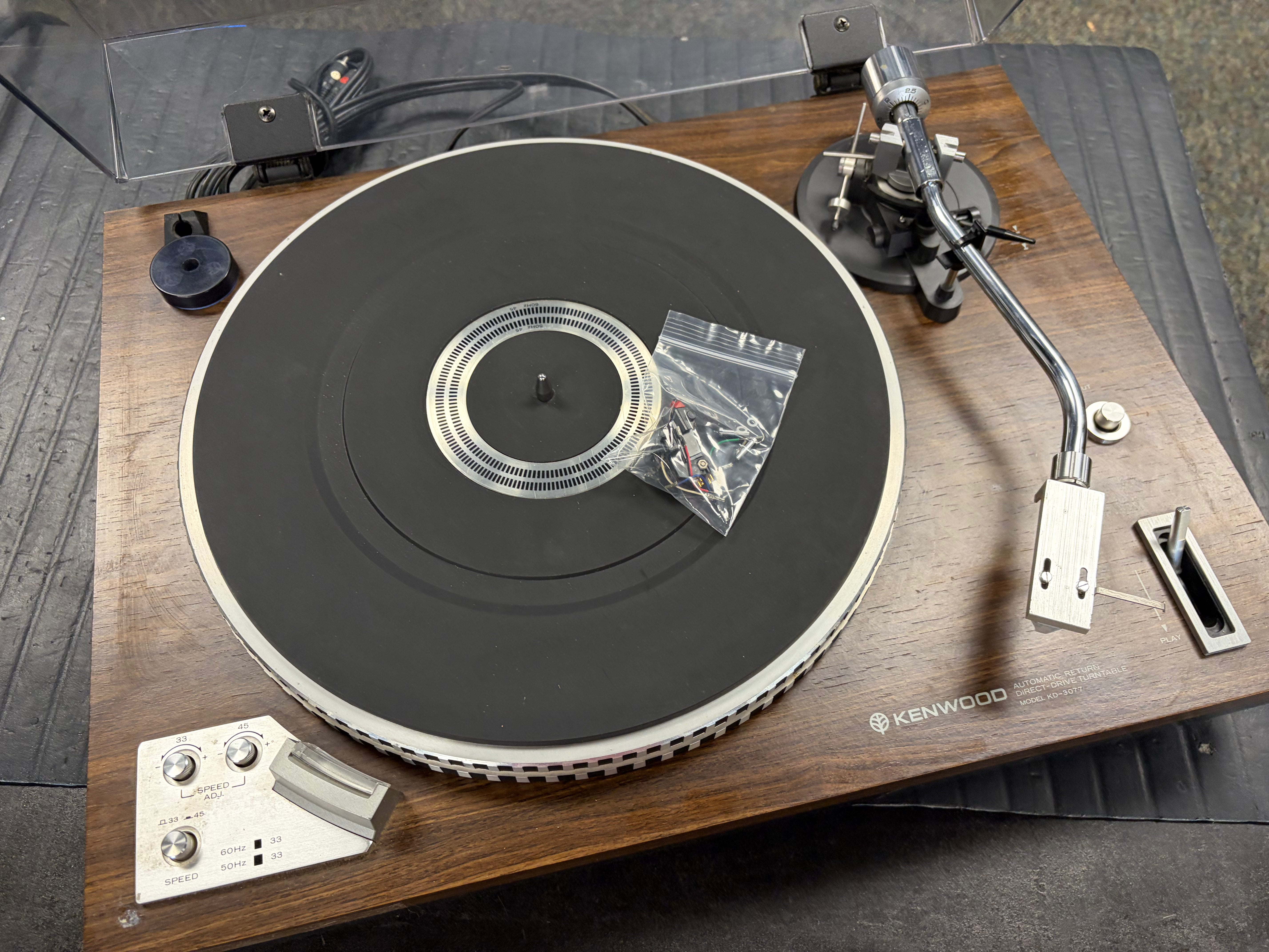 Kenwood KD-3700 Two Speed Direct Drive Turntable