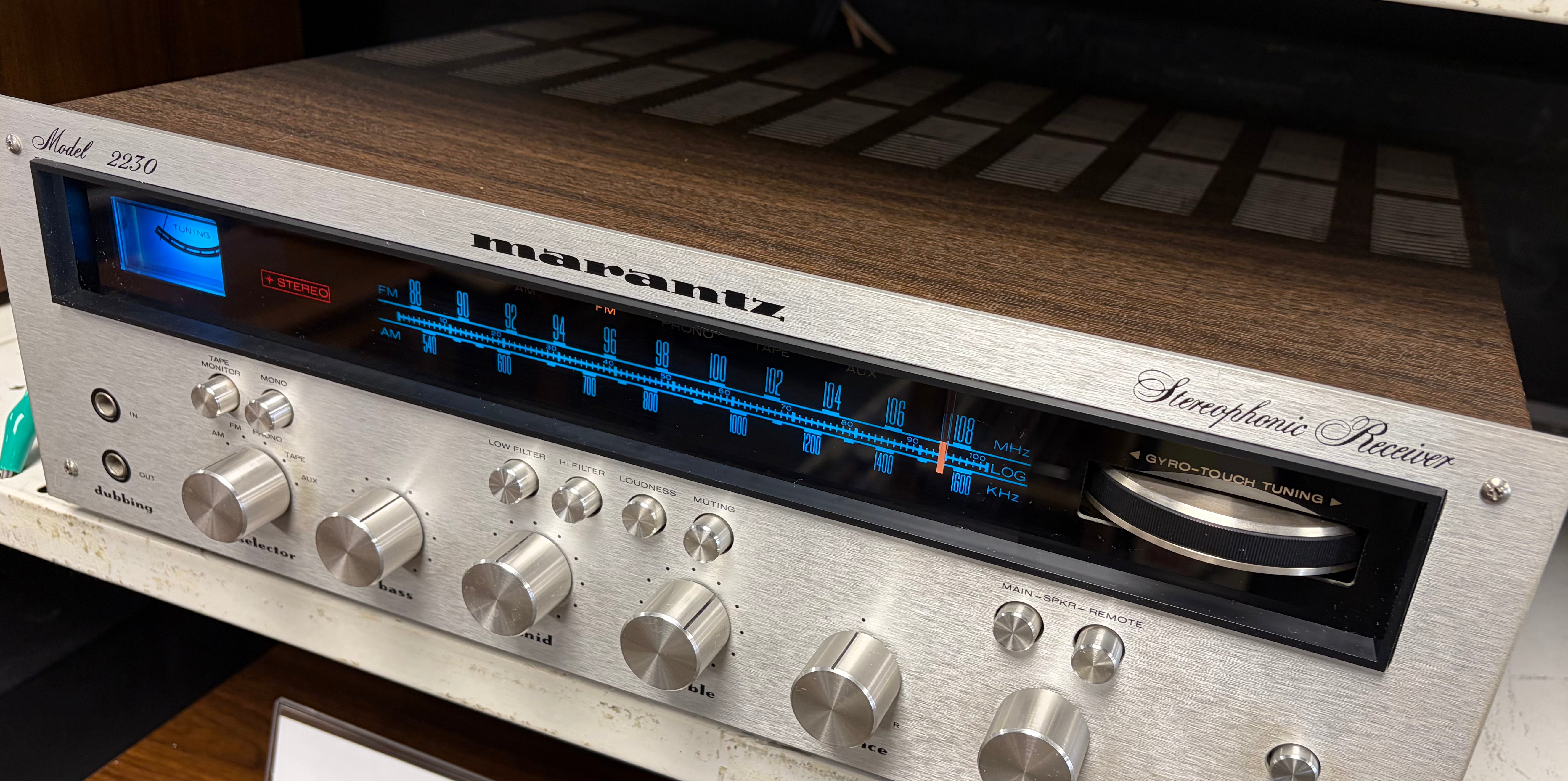 Marantz 2230 Stereophonic Receiver