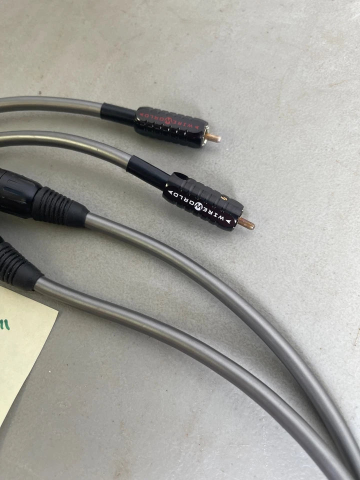 Wireworld Equinox 7 XLR Balanced To Analog RCA Unbalanced 3'