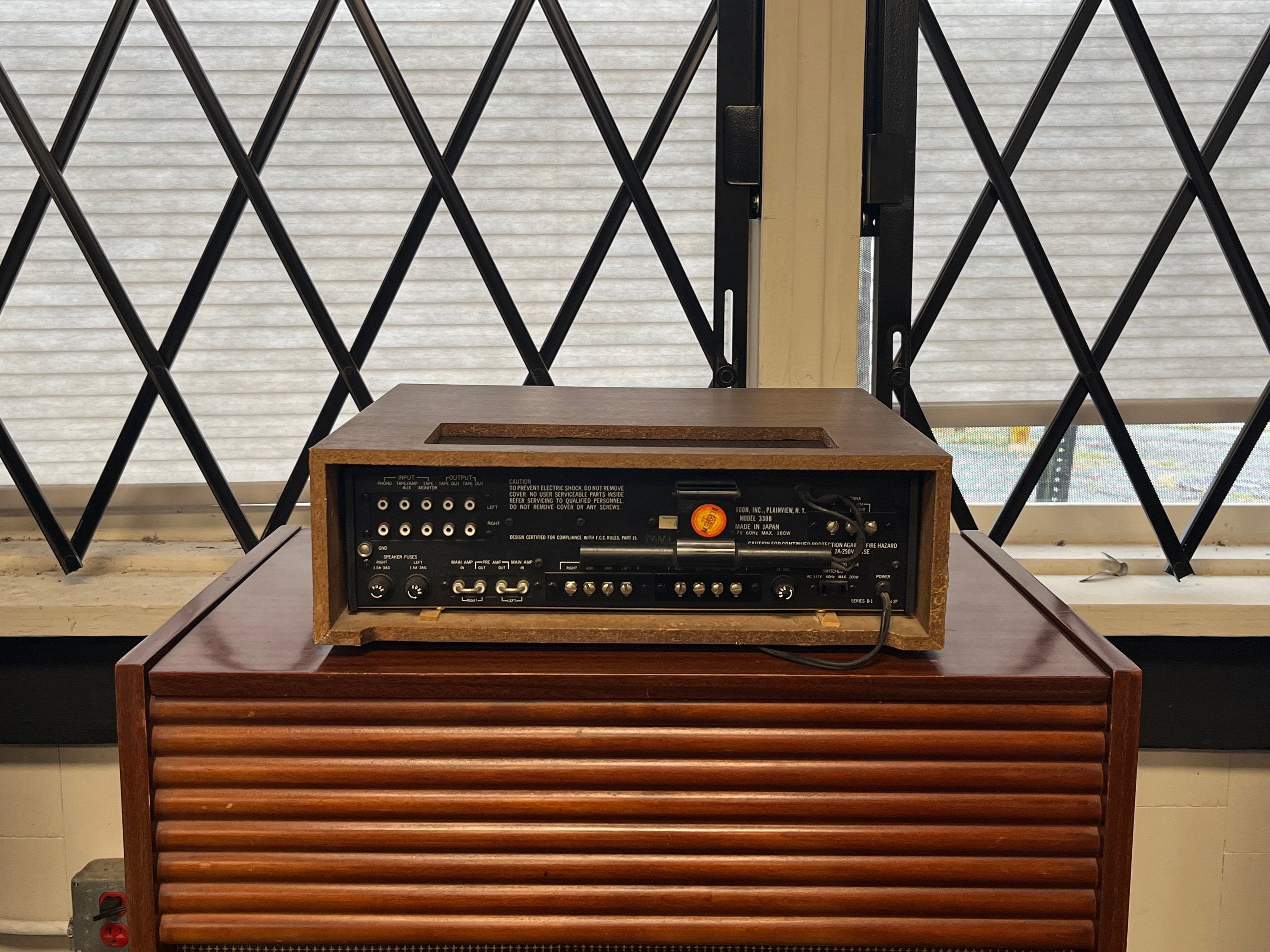 330B Stereo Receiver