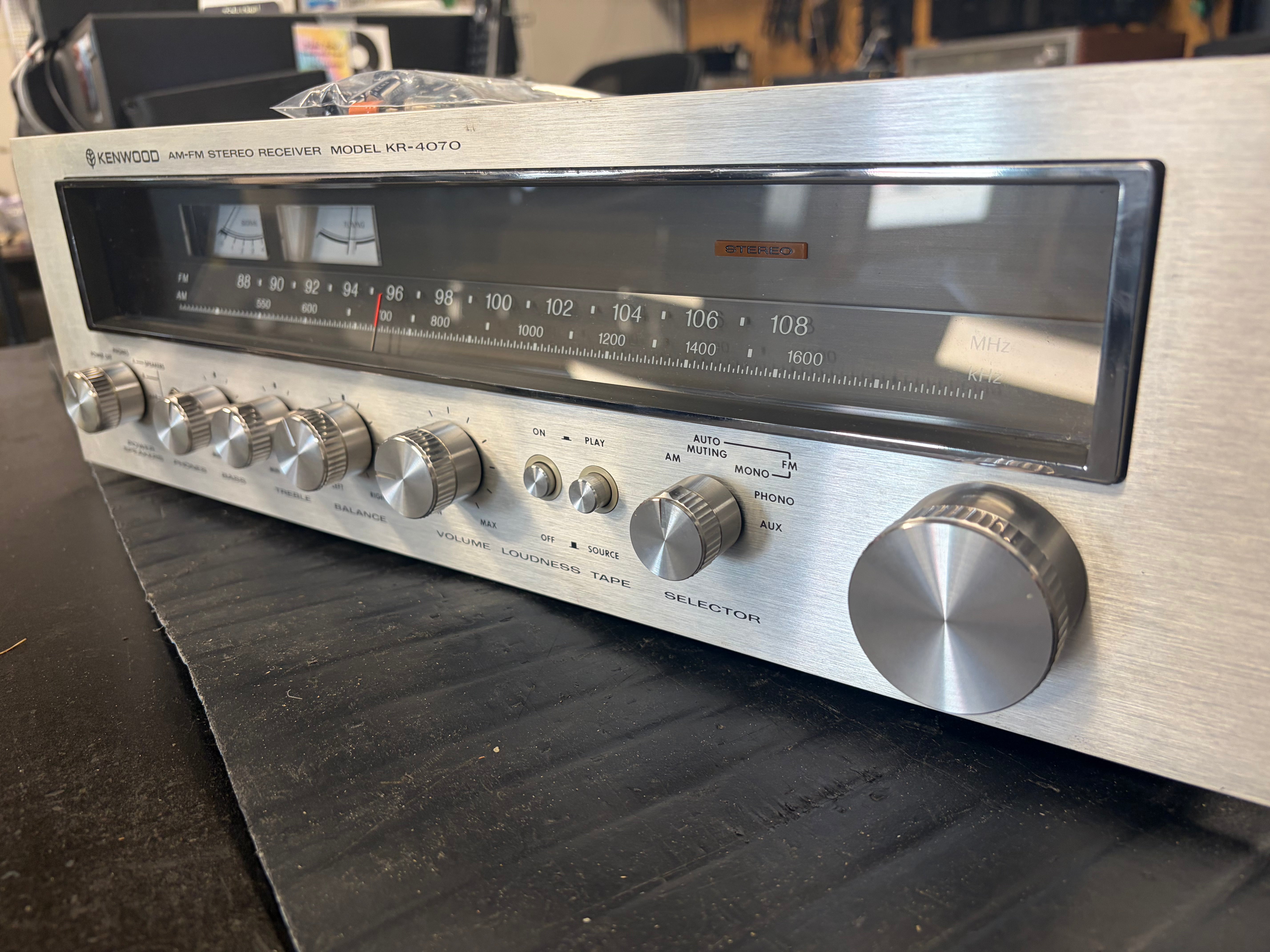 Kenwood KR-4070