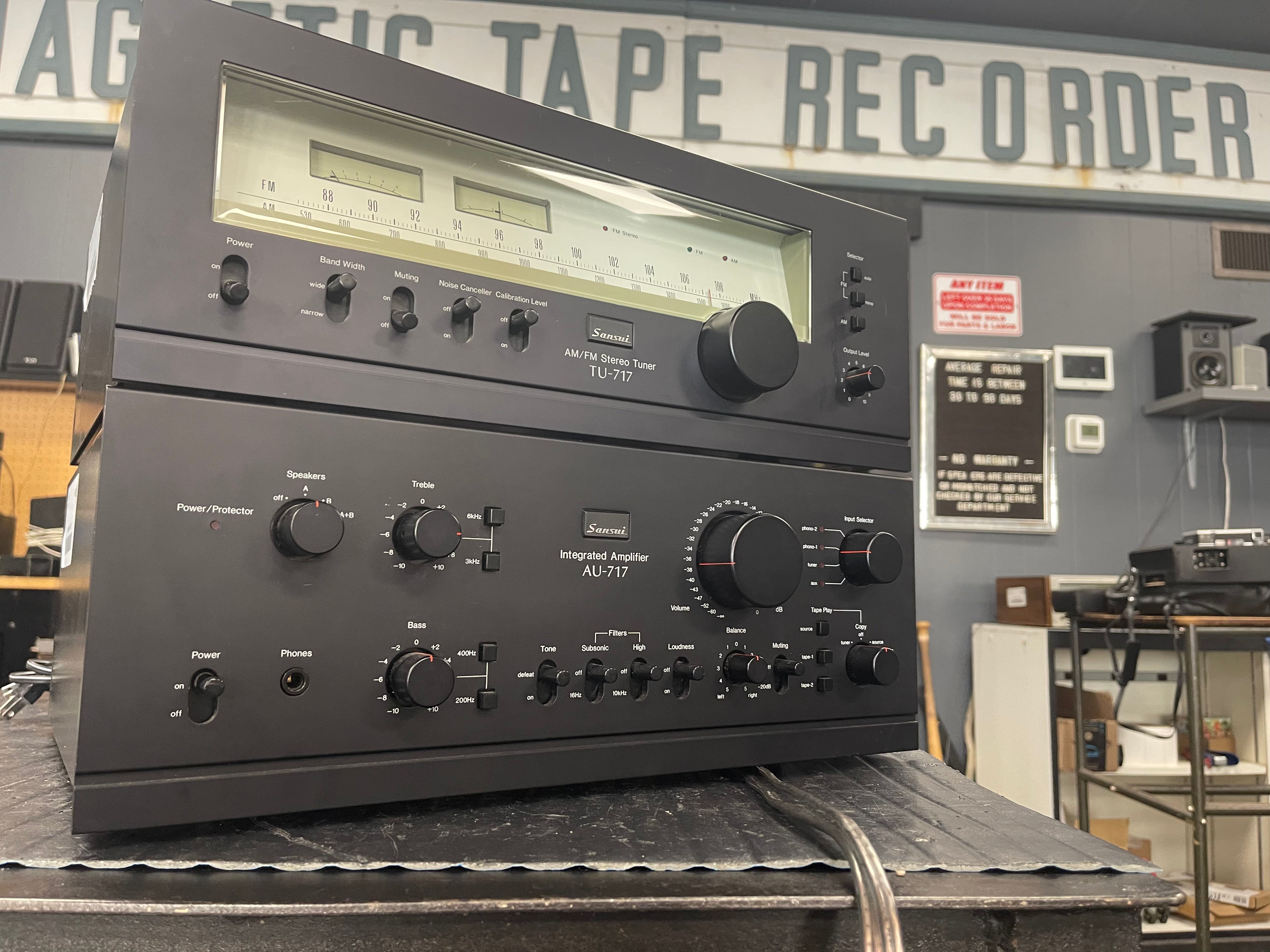 Sansui TU-717 Tuner and AU-717 Integrated Amp