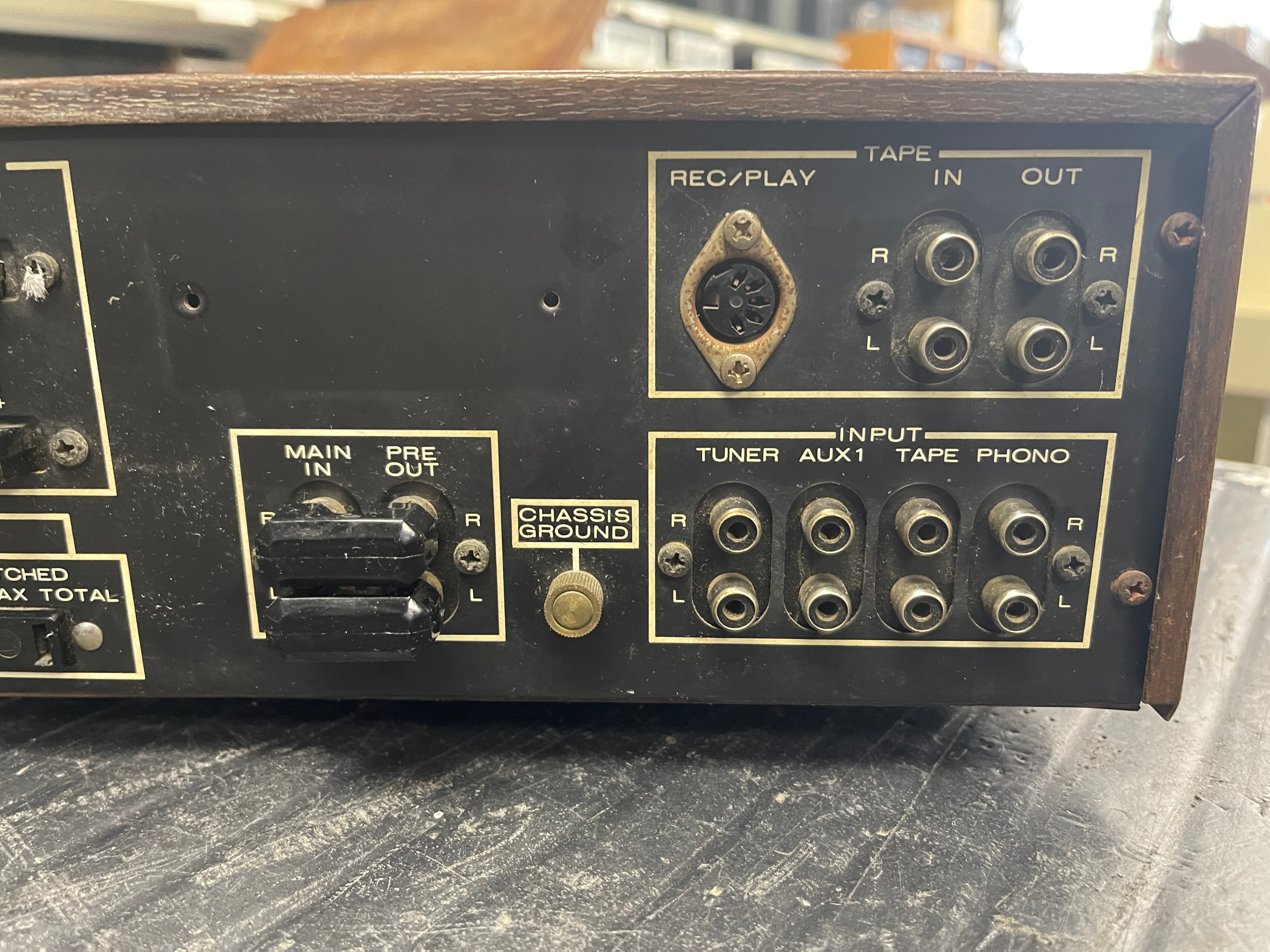 Marantz Model 1060