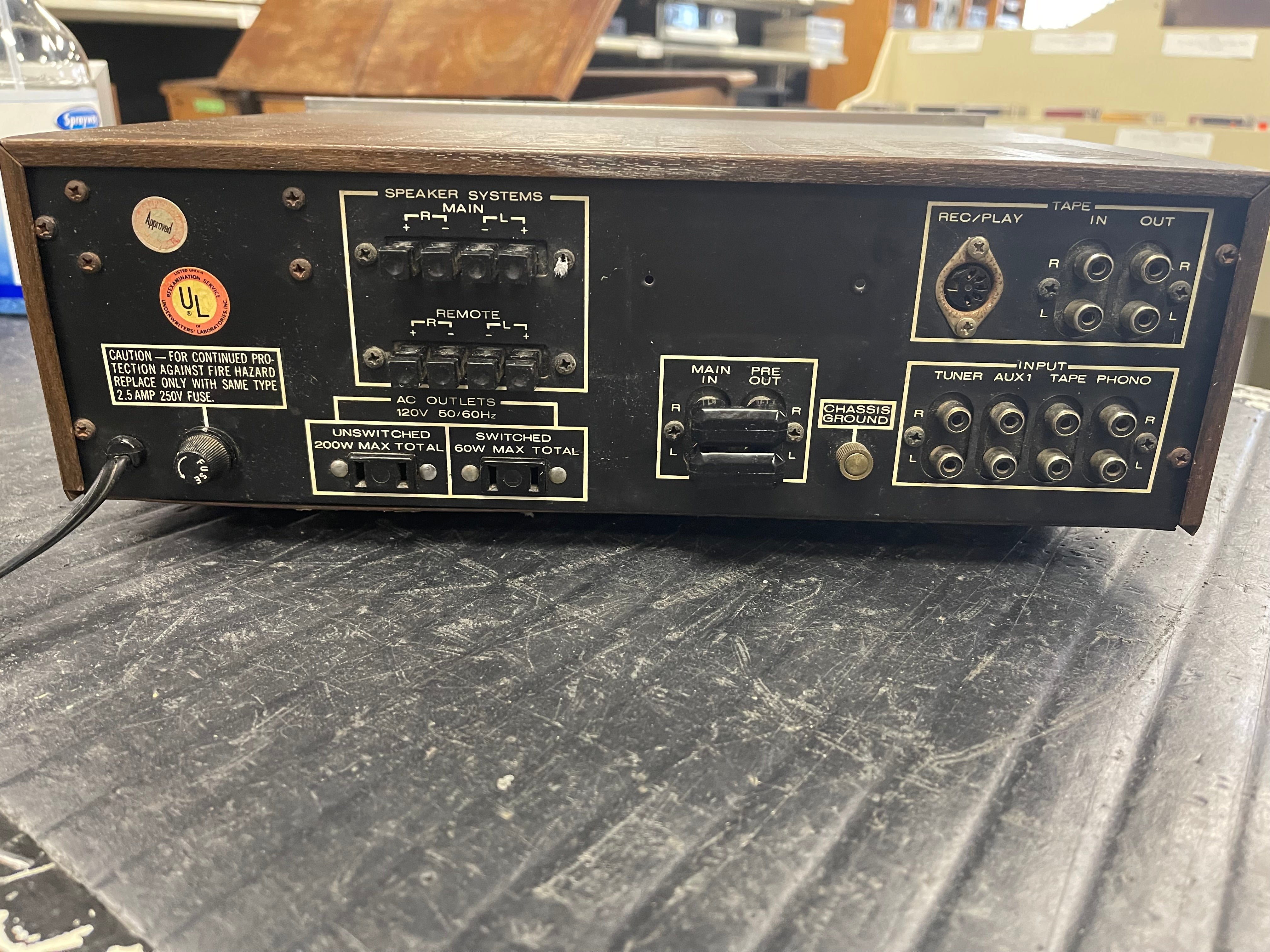 Marantz Model 1060