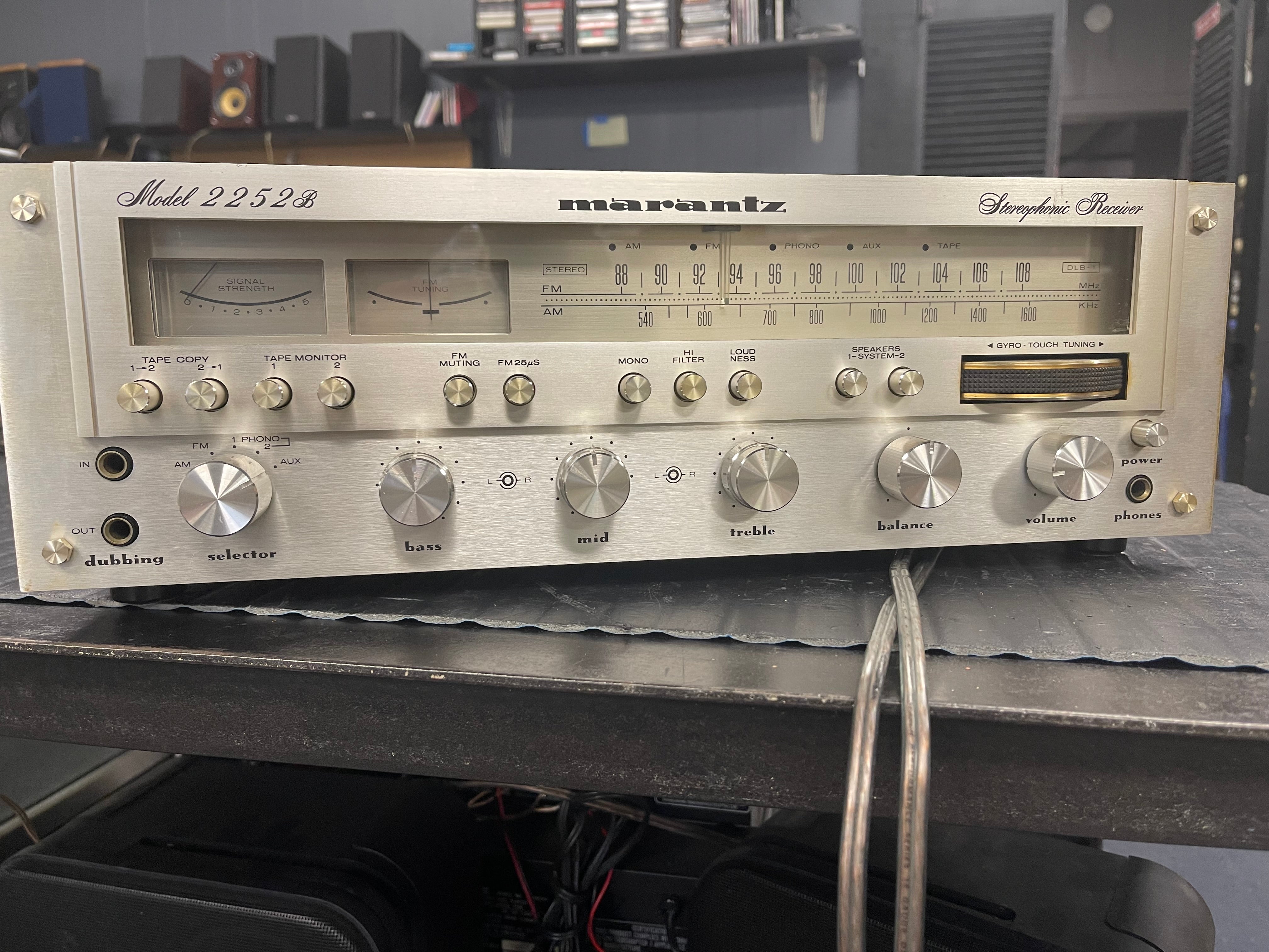 Marantz 2252B Stereo Receiver