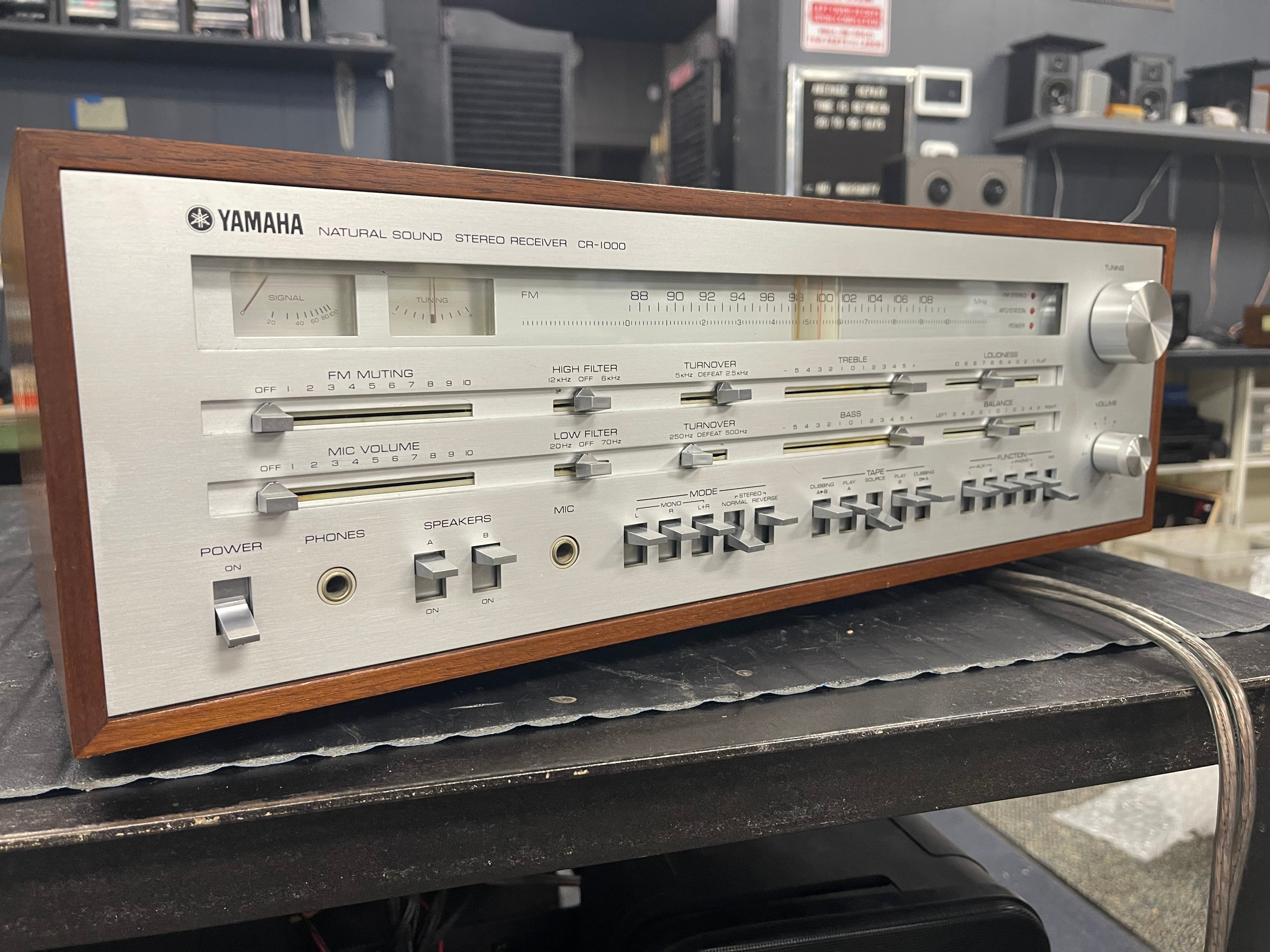 Yamaha CR-1000 Natural Sound Stereo Receiver