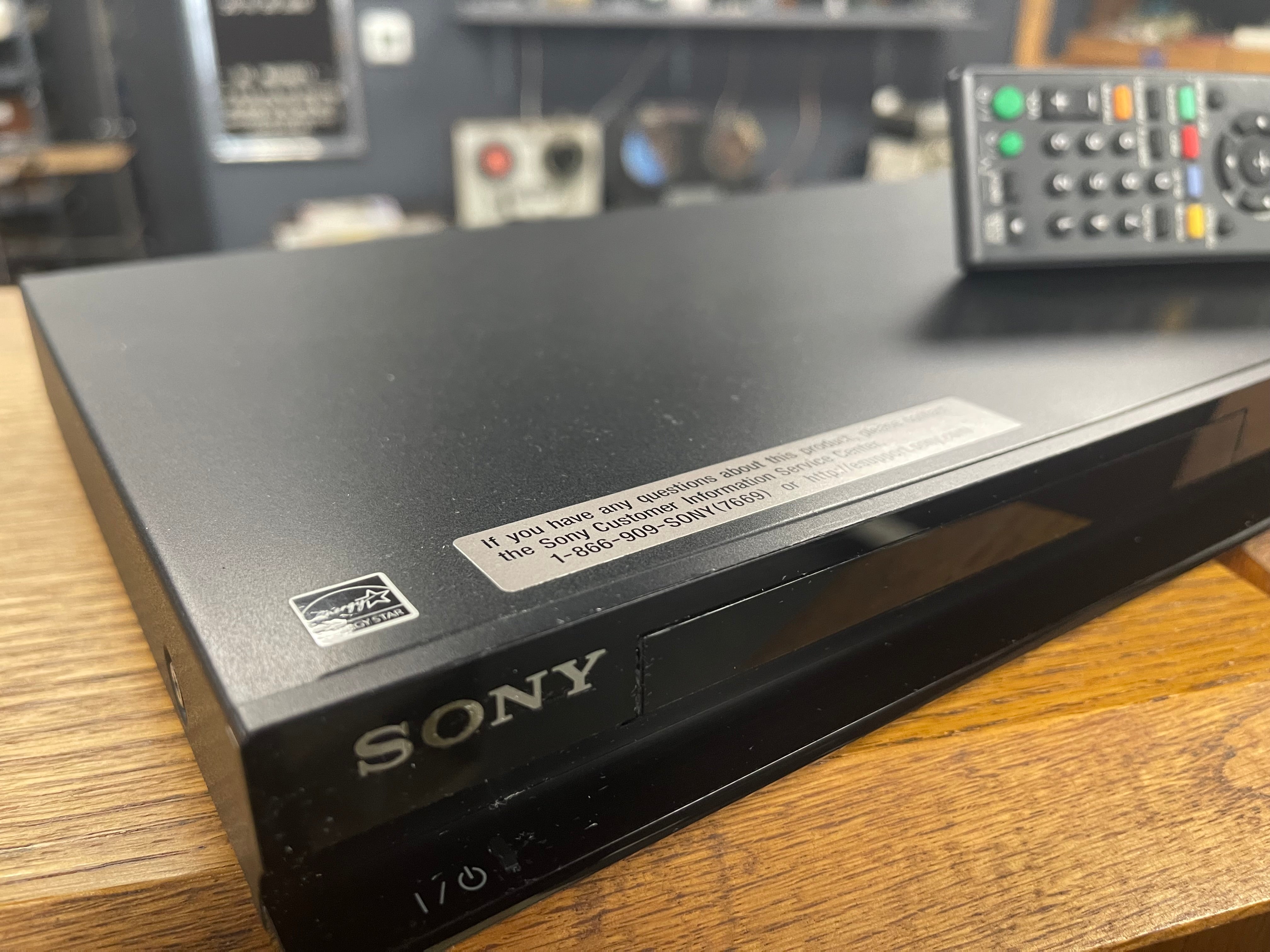 Sony Blu-Ray CD Player BDP-5370 Remote Included