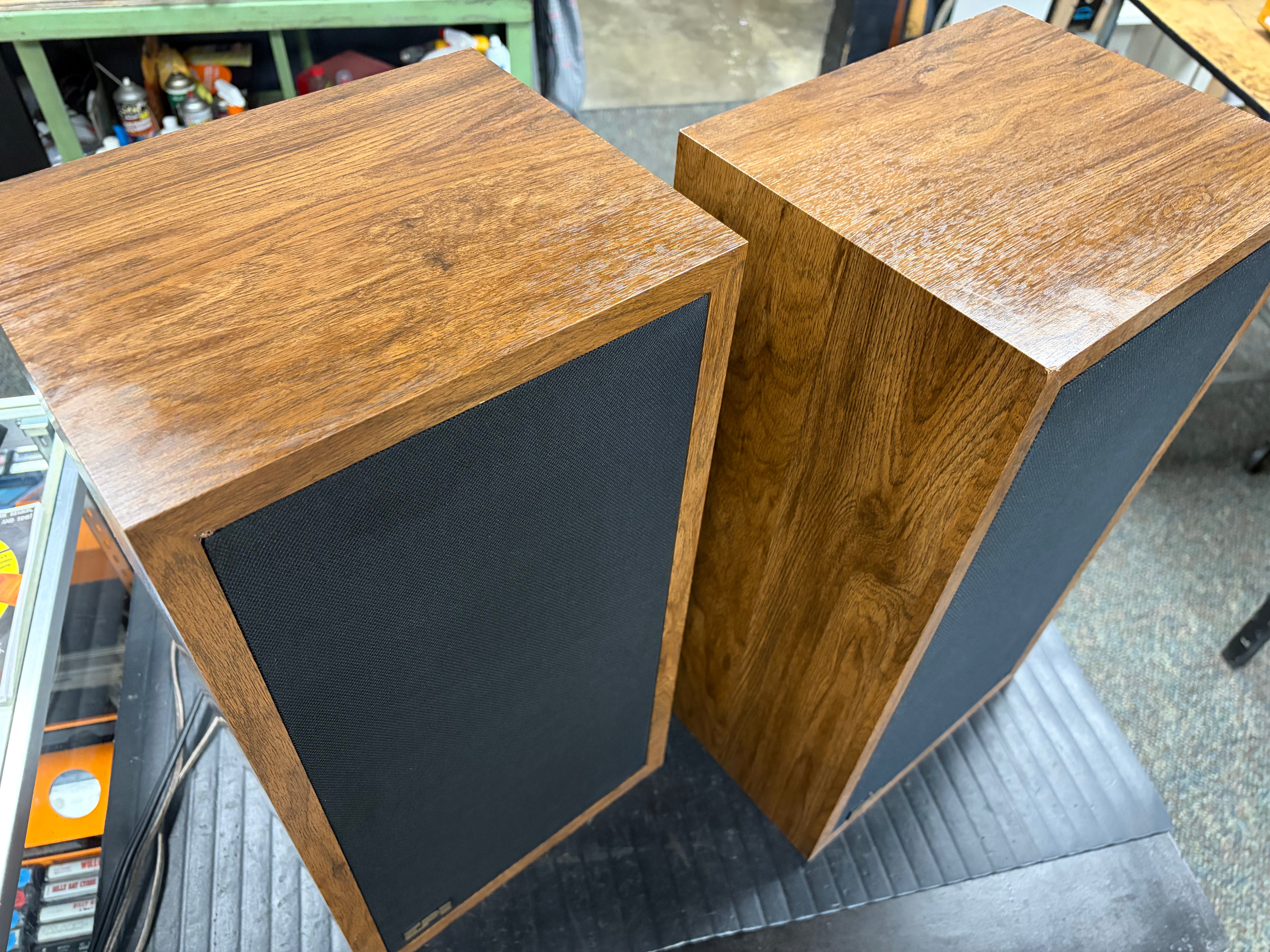EPI (Epicure Products Inc.) Model 100V Speakers