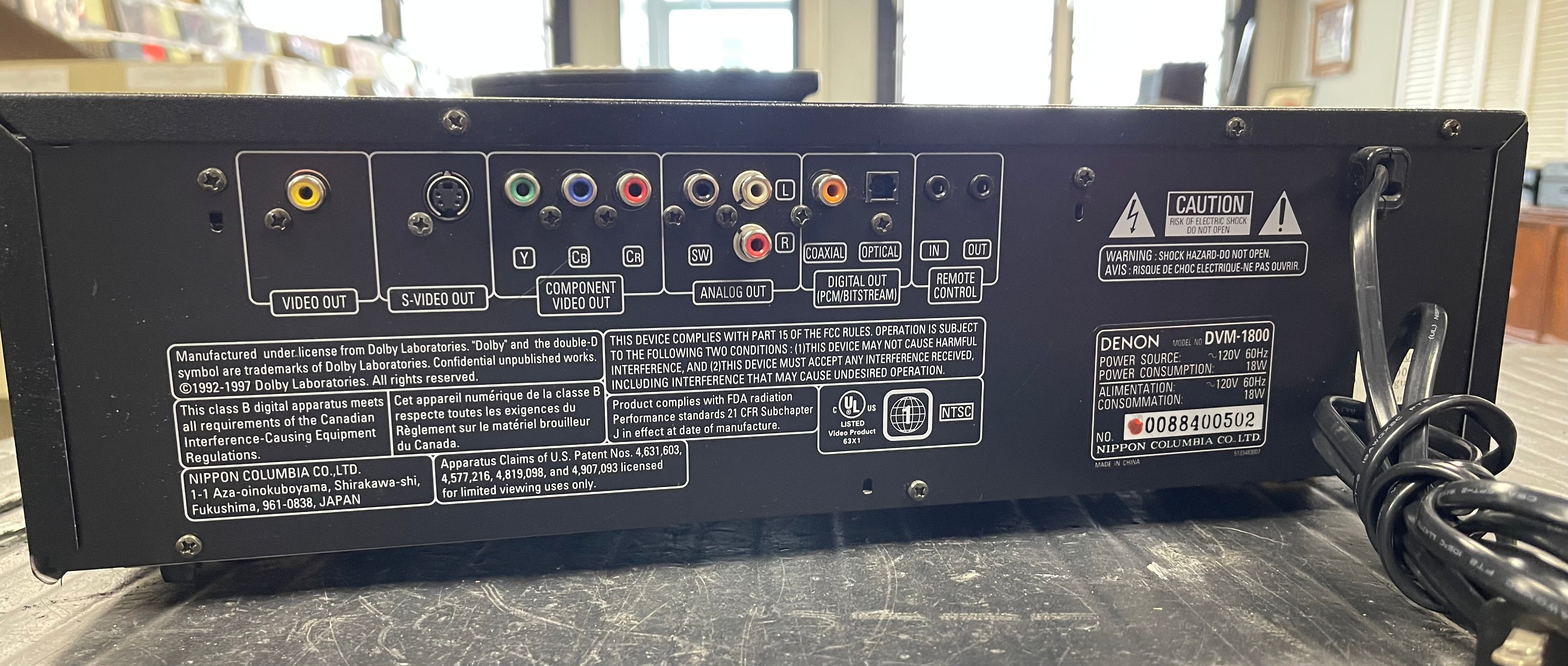 Denon DVM-1800 CD/DVD 5 Disc Player With Remote