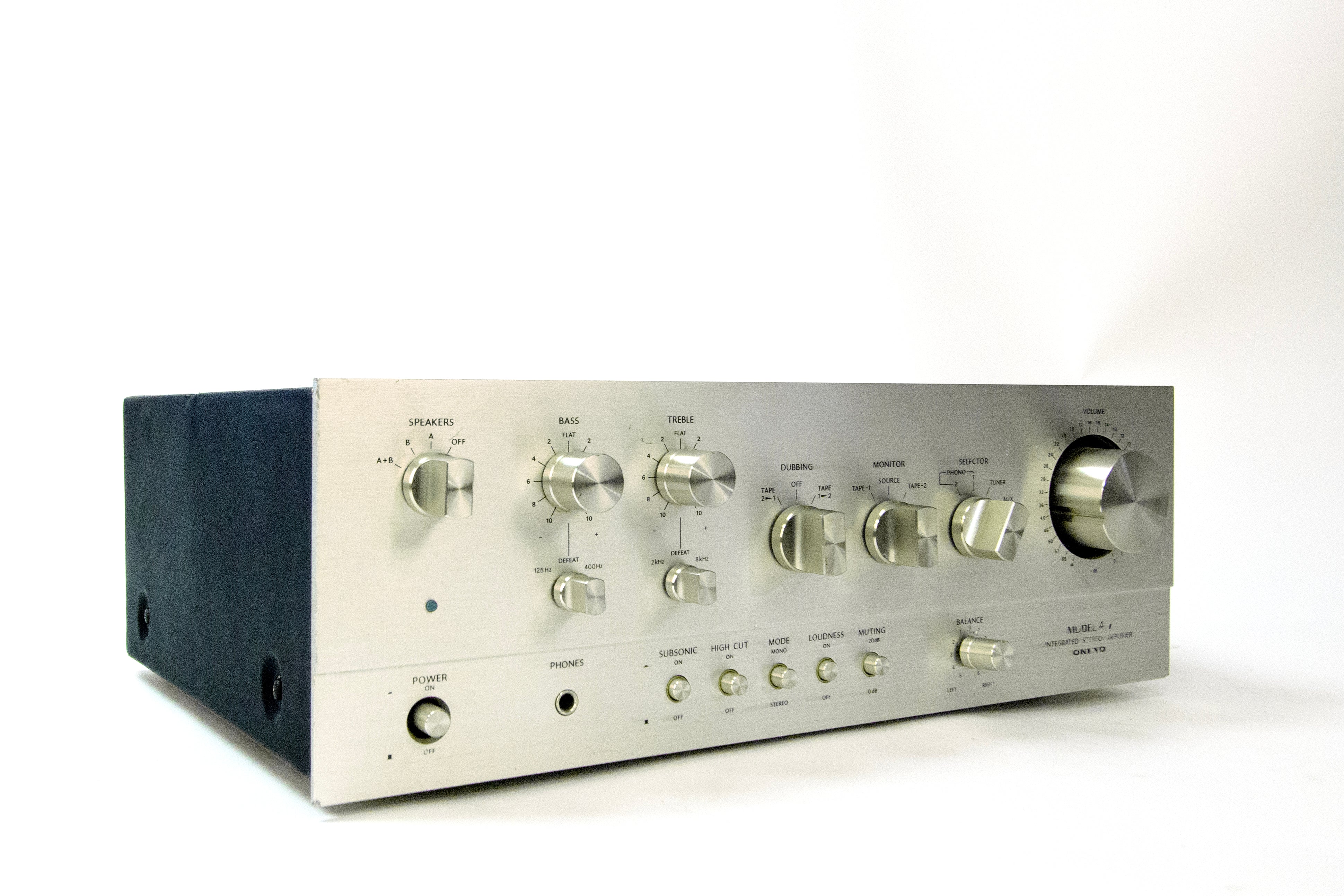 A-7 Integrated Amp + T-4 Tuner