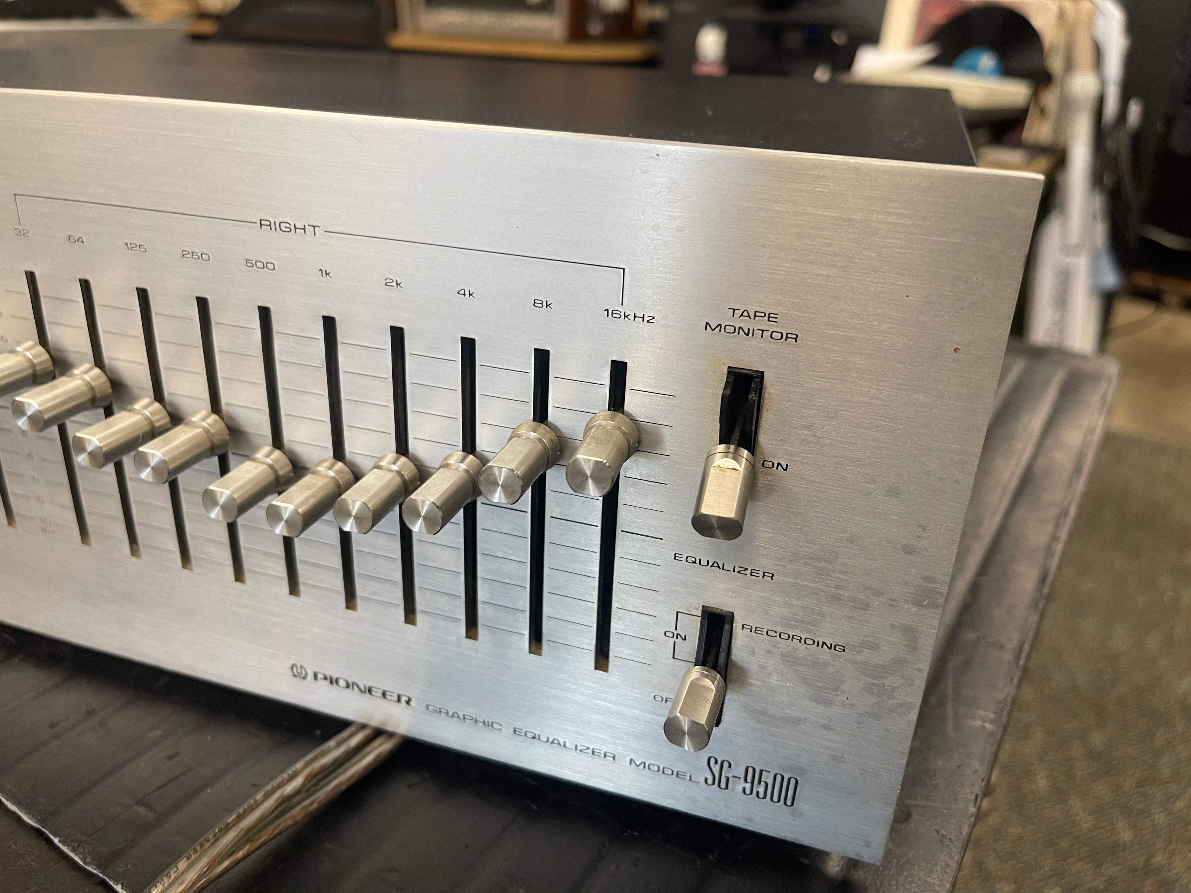 Pioneer SG-9500 EQ