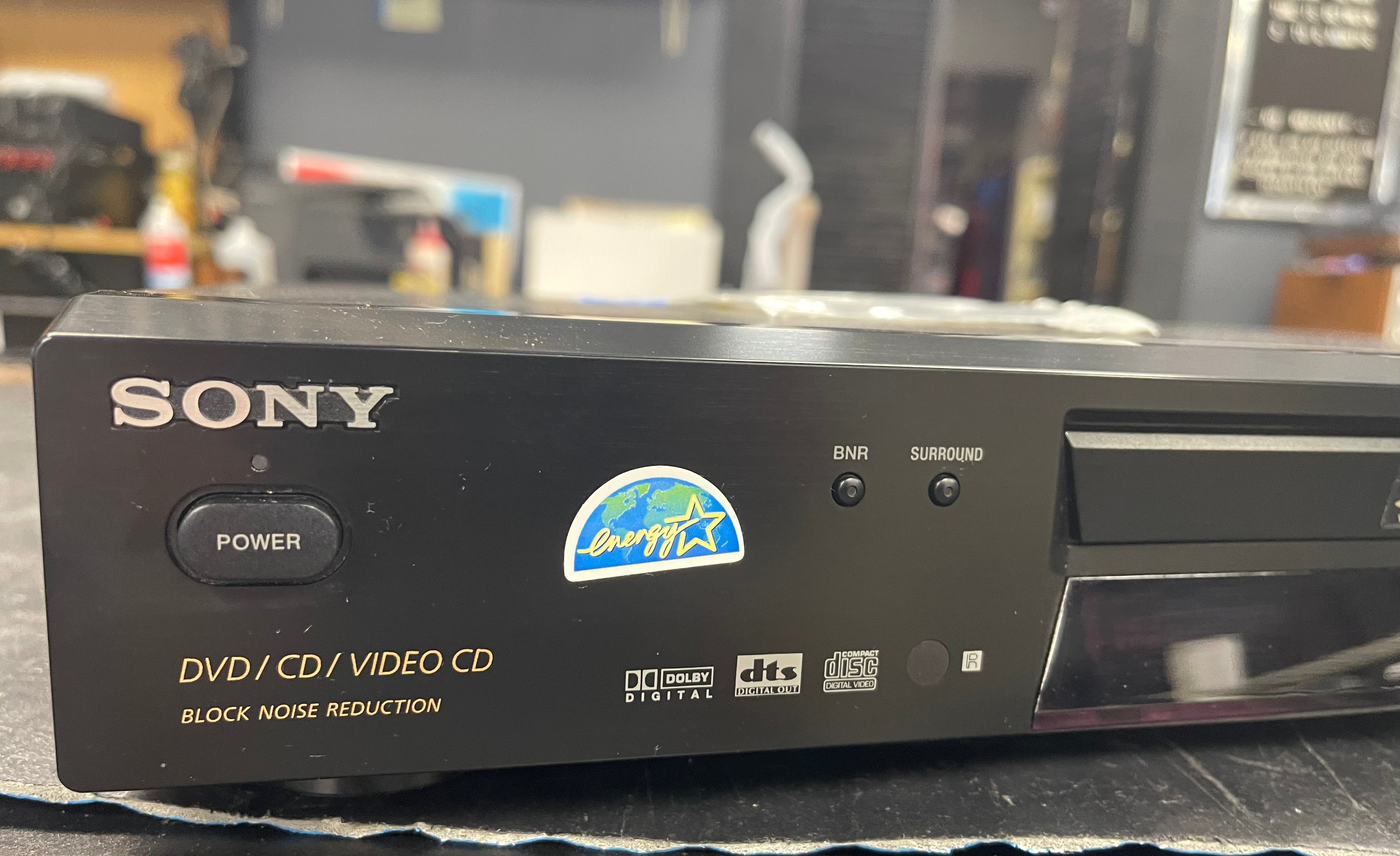 Sony DVP-NS300 CD/DVD Player