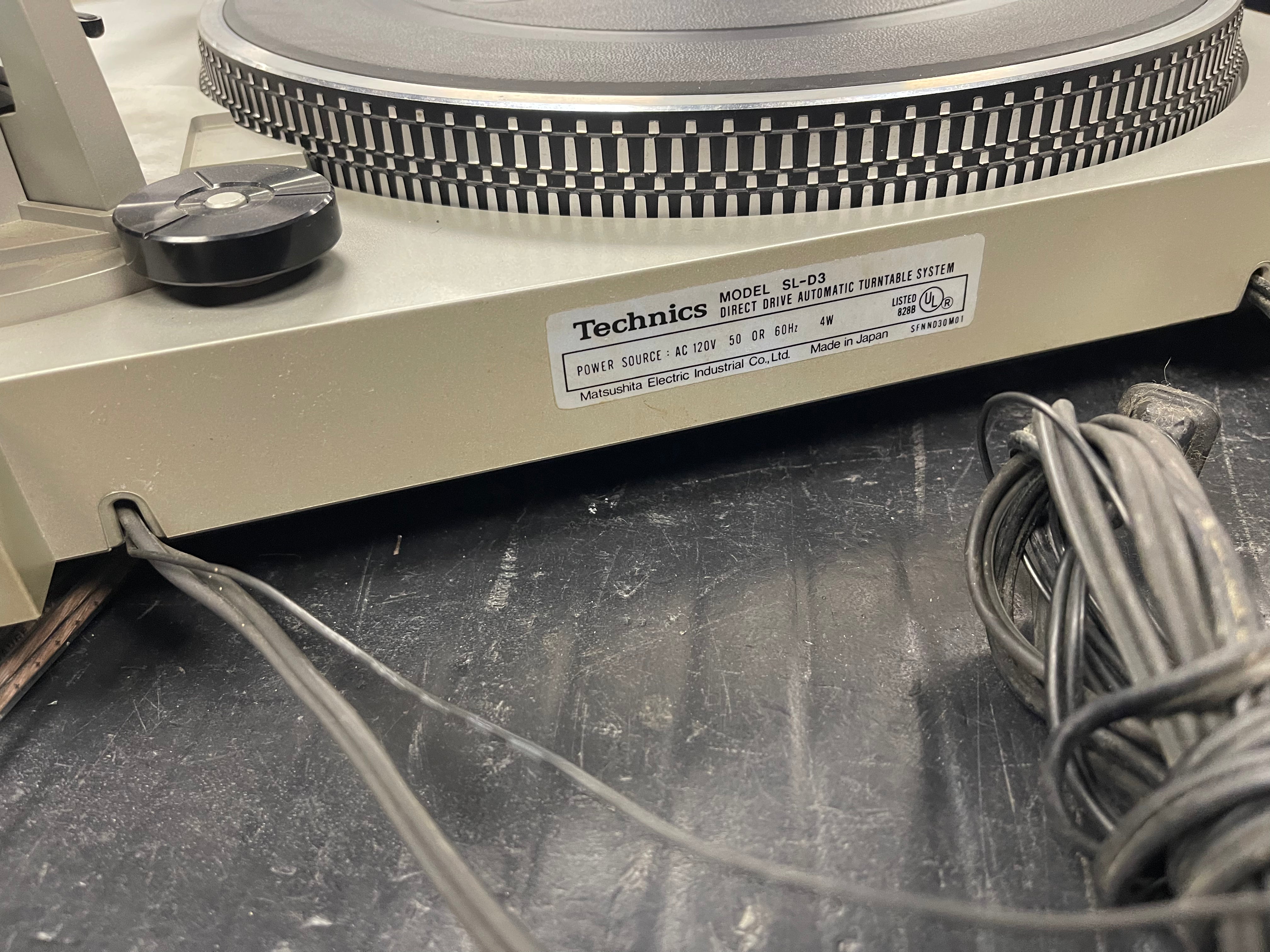 Technics SL-D3 Automatic Direct Drive Turntable