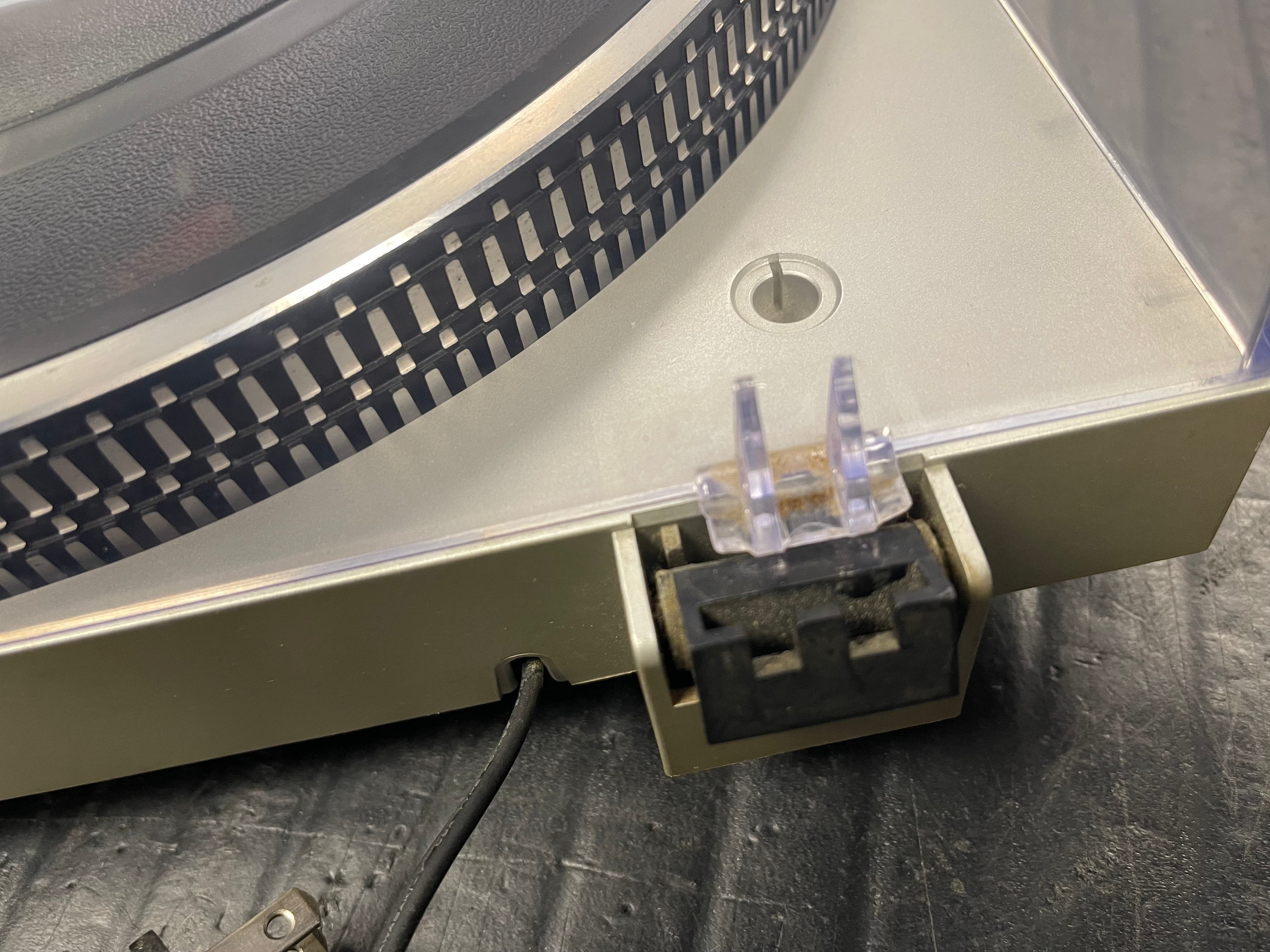 Technics SL-D3 Automatic Direct Drive Turntable