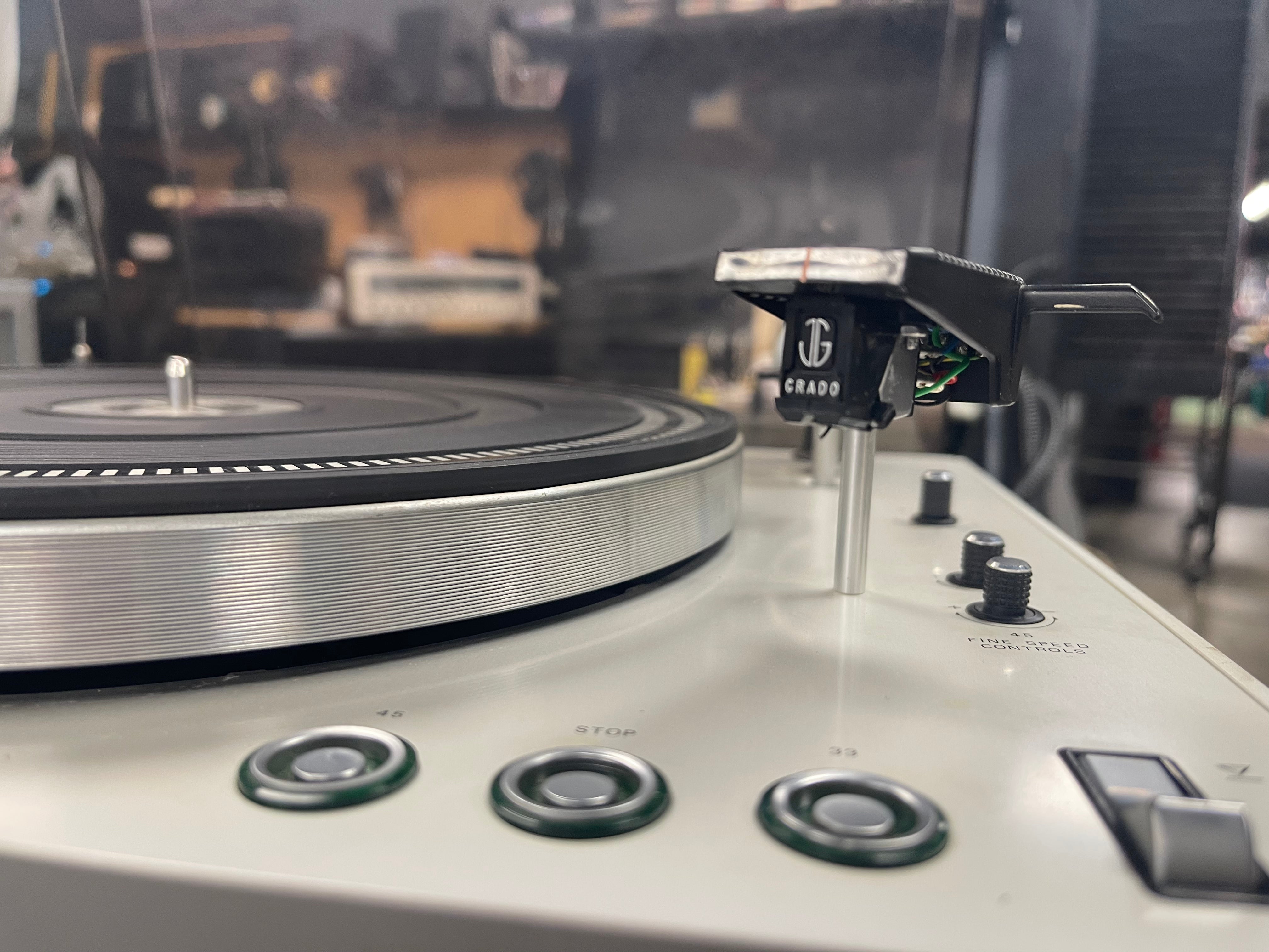 Philips Electronic GA312 DC Servo Belt Drive Turntable