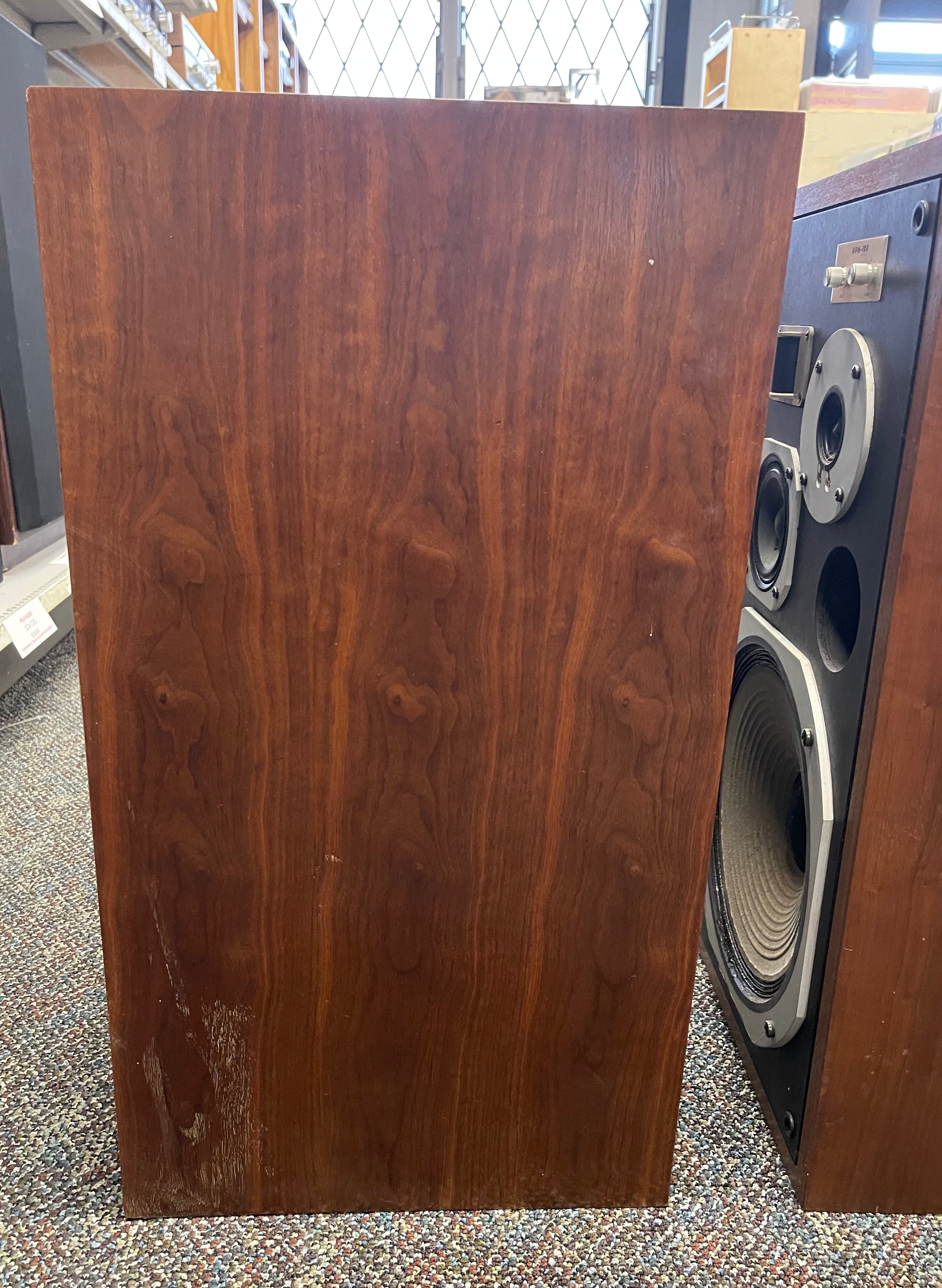 Pioneer HPM-100 4 Speaker 4 Way Loudspeaker System!