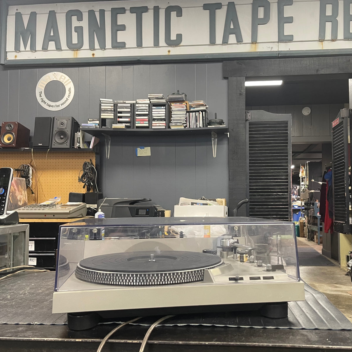Technics SL 1950 Turntable W/45 Changer Spindle