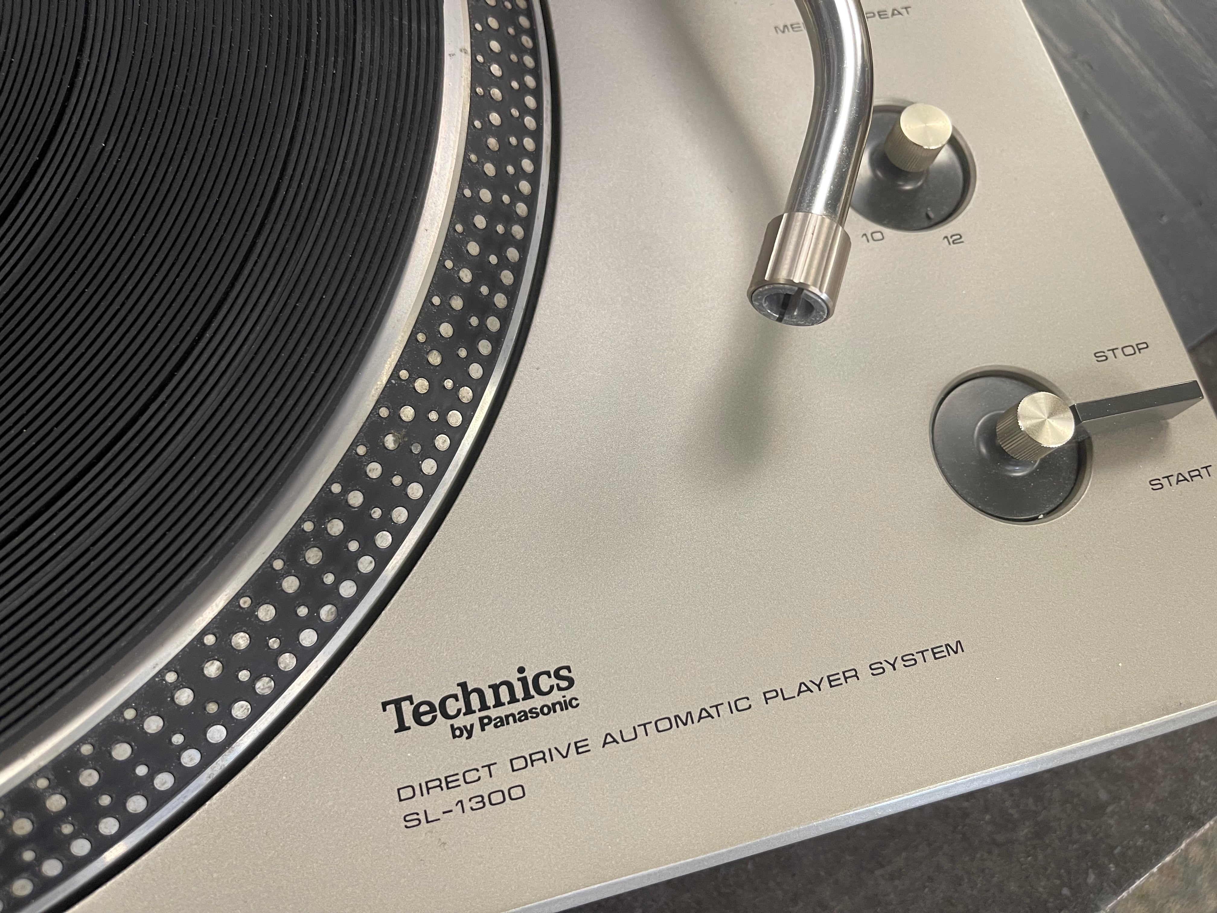 Technics SL-1300 Direct Drive Turntable