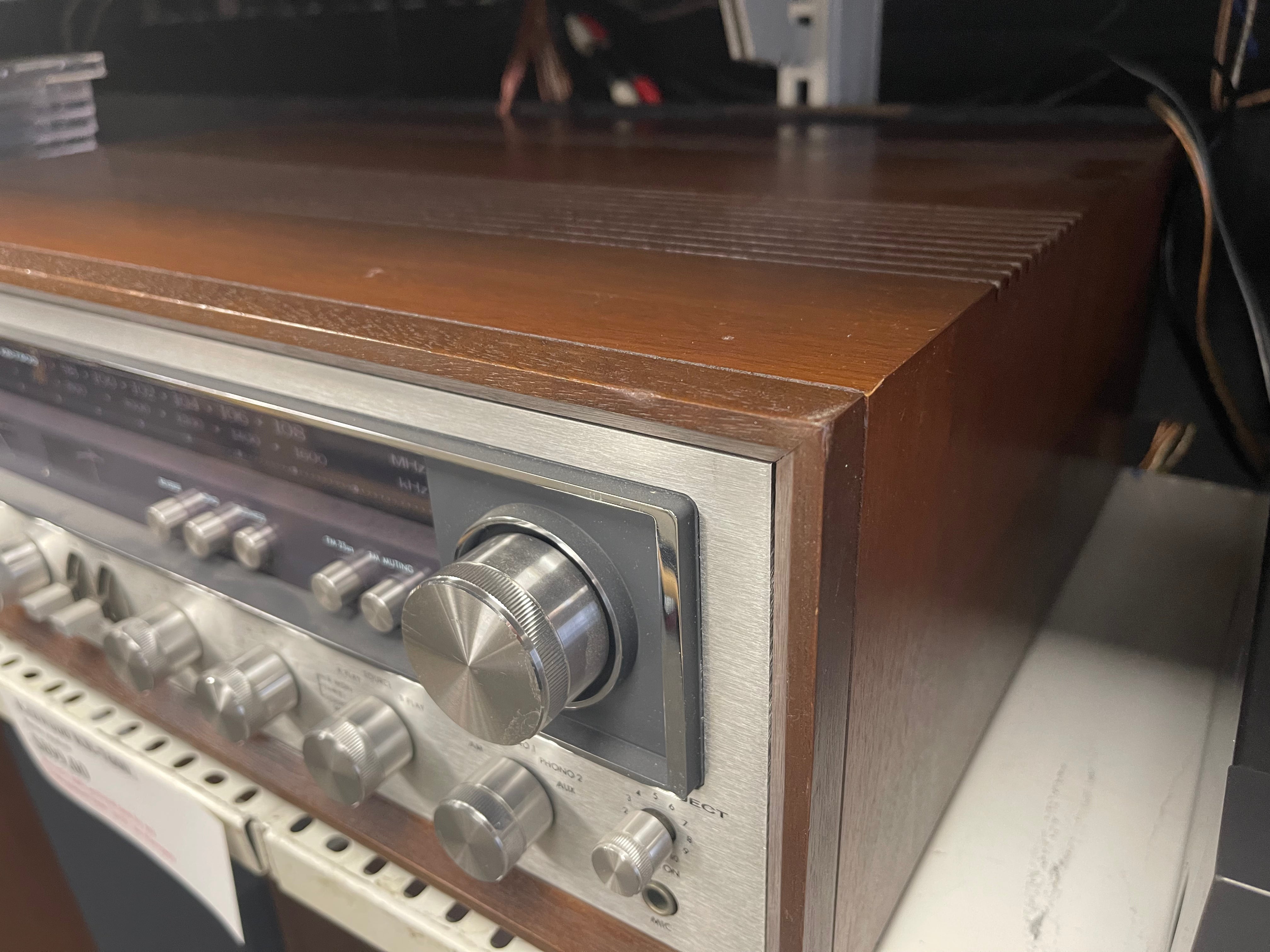 Kenwood KR-7600 Stereo Receiver